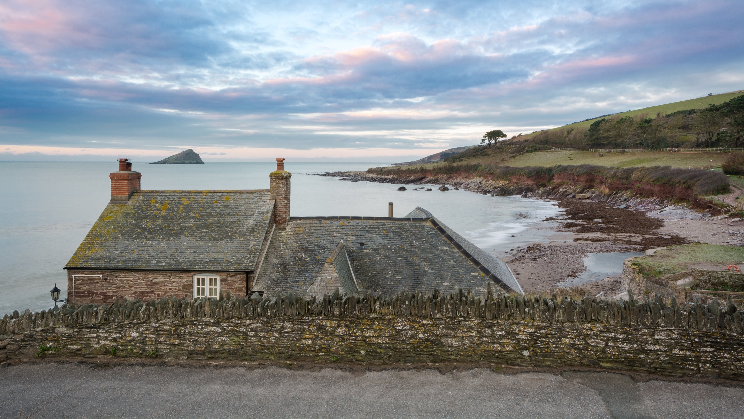 Exterior view of Wembury Mill Cottage, Devon