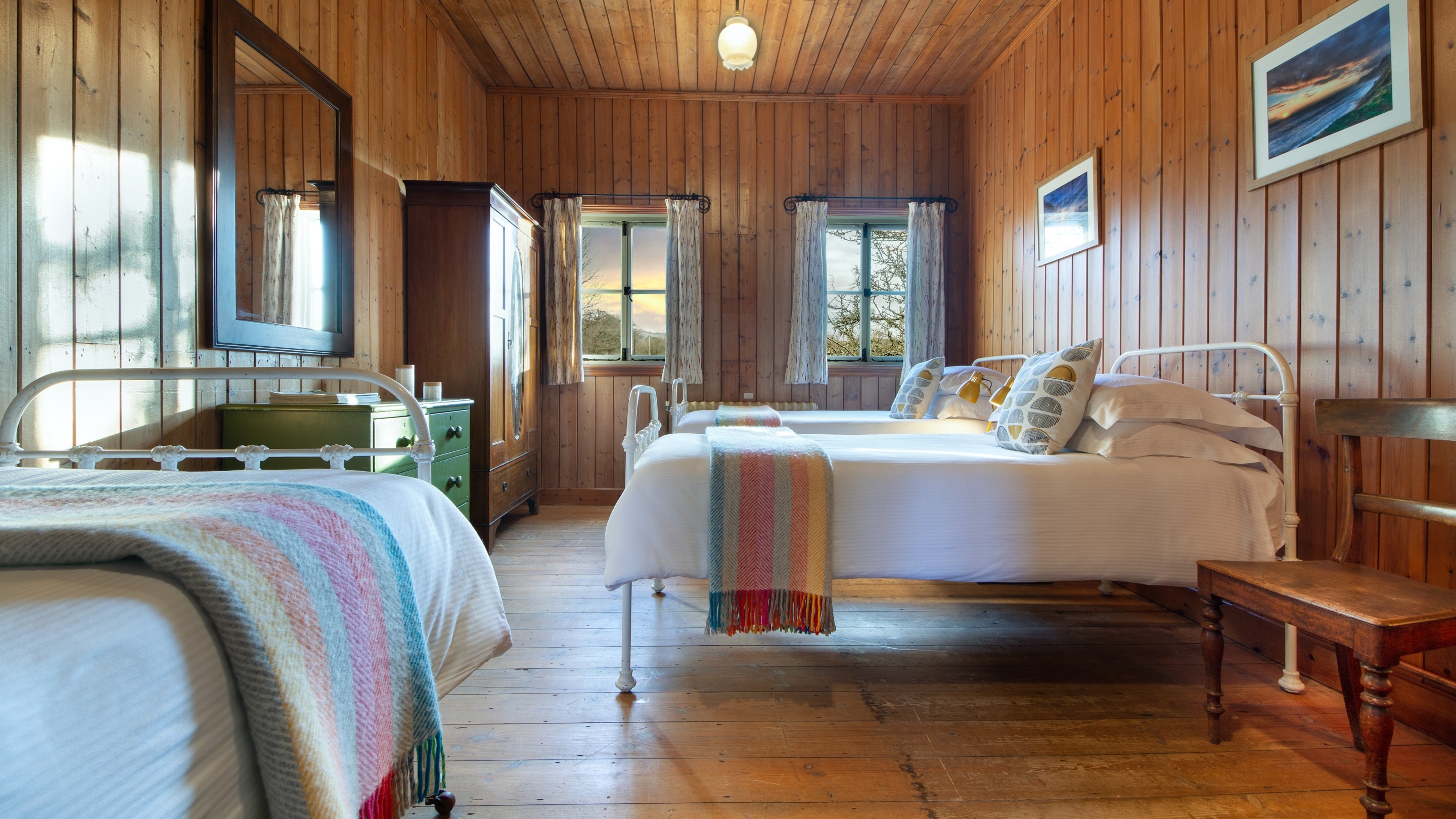 The triple bedroom at 2 Heathland Cottages, Dorset