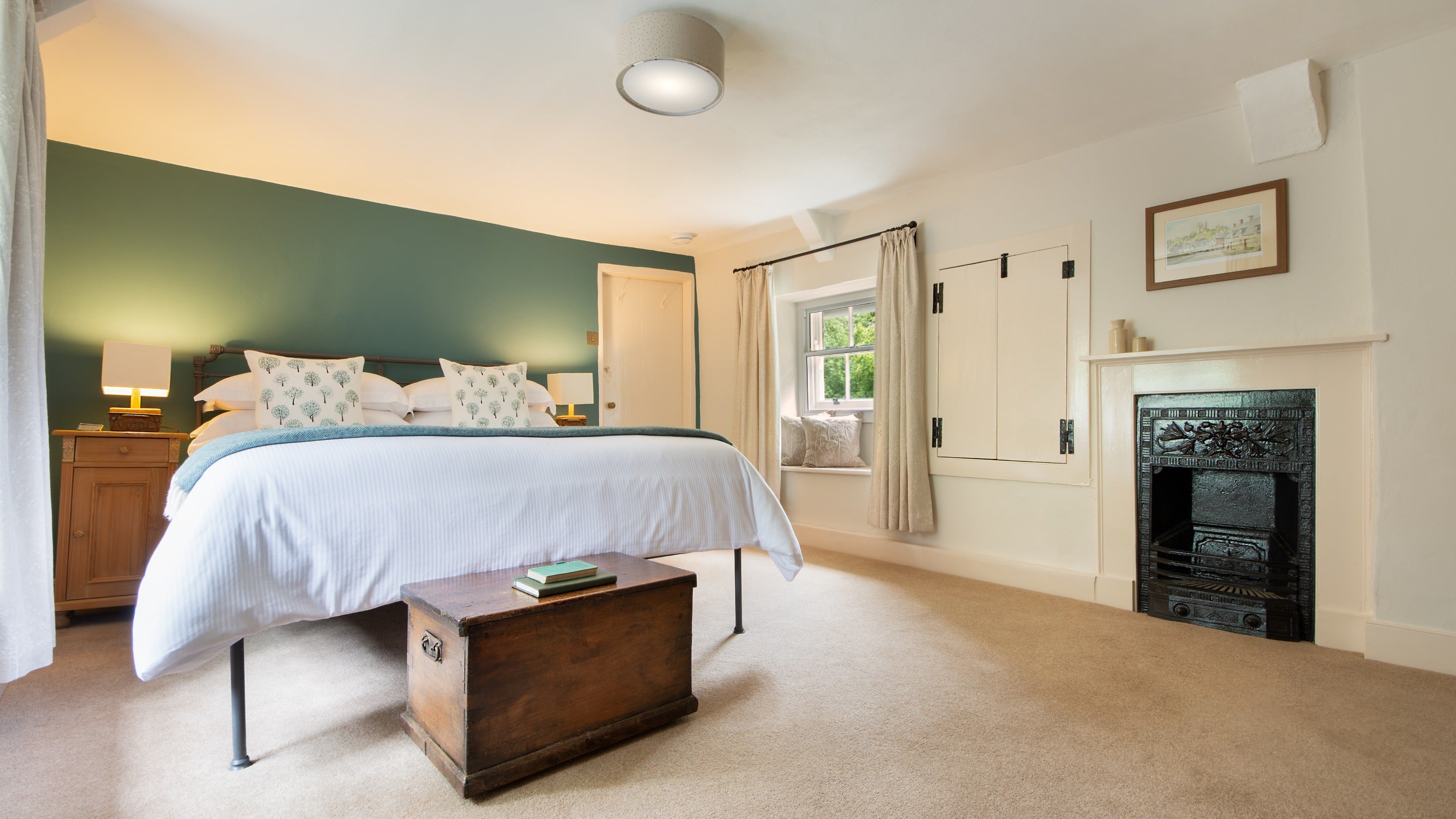 The second double bedroom at Boar Mill Cottage, Dorset