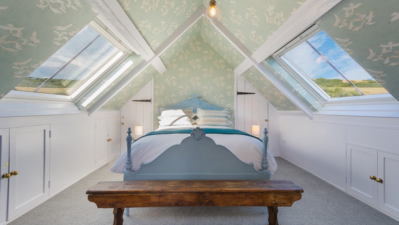 The second double bedroom at Chesil Cottage, Dorset 