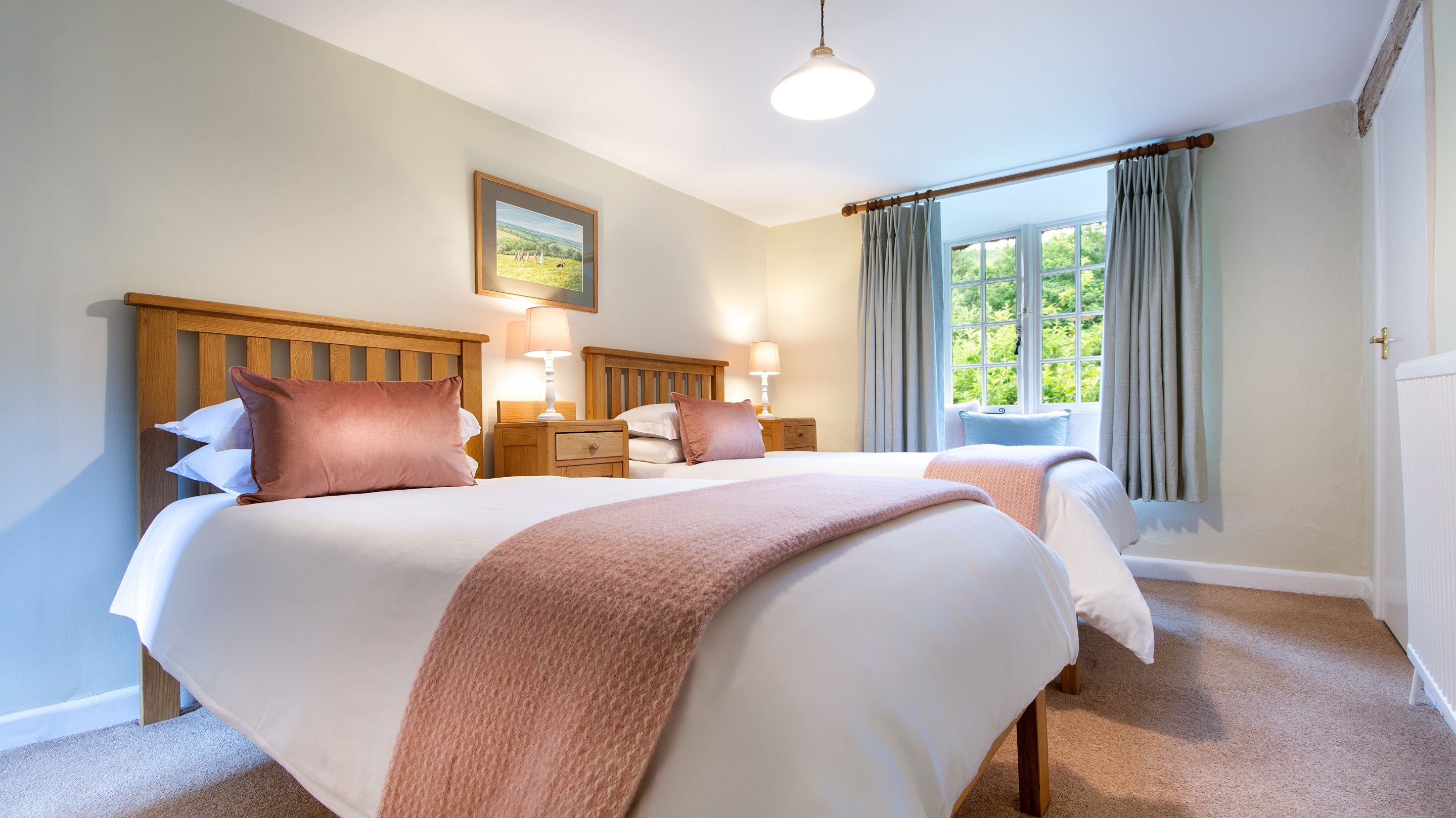 The twin bedroom at Oak Cottage, Dorset