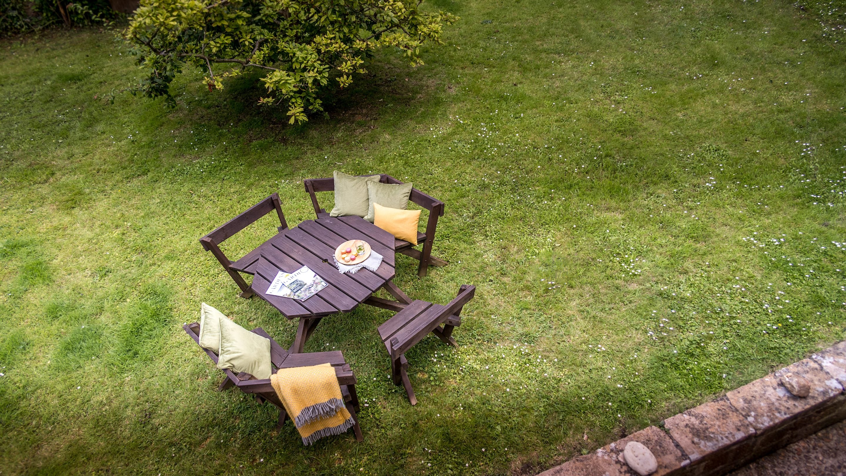 The outdoor table and chairs at St Gabriel's Elm Cottage, Dorset
