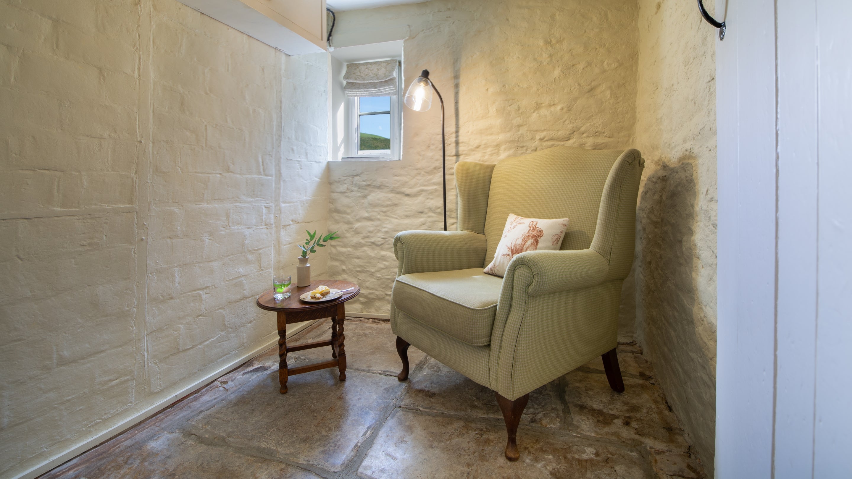 The reading room at Vineyard Farm Cottage, Dorset