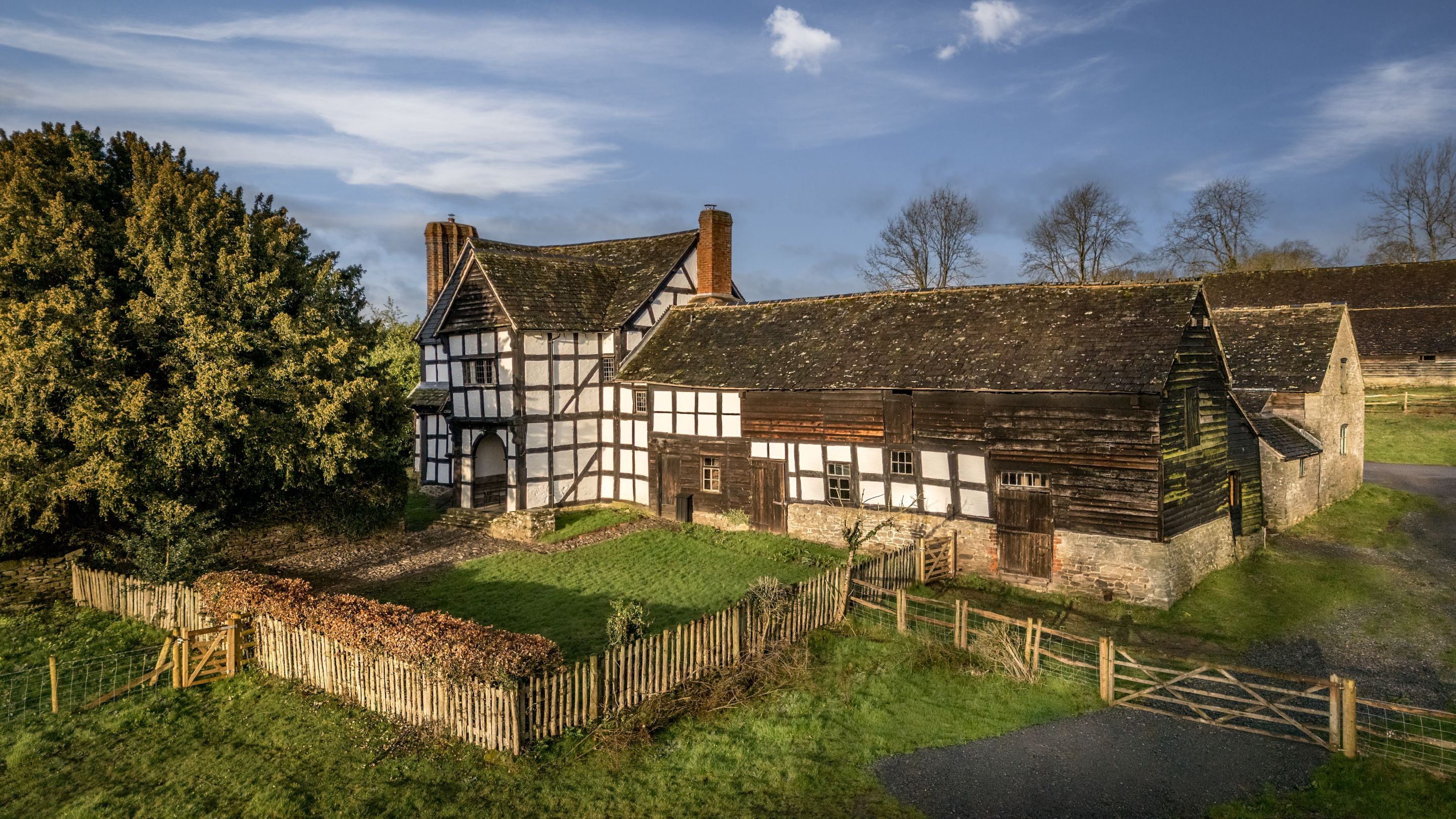 An aerial view Cwmmau Farmhouse, Herefordshire