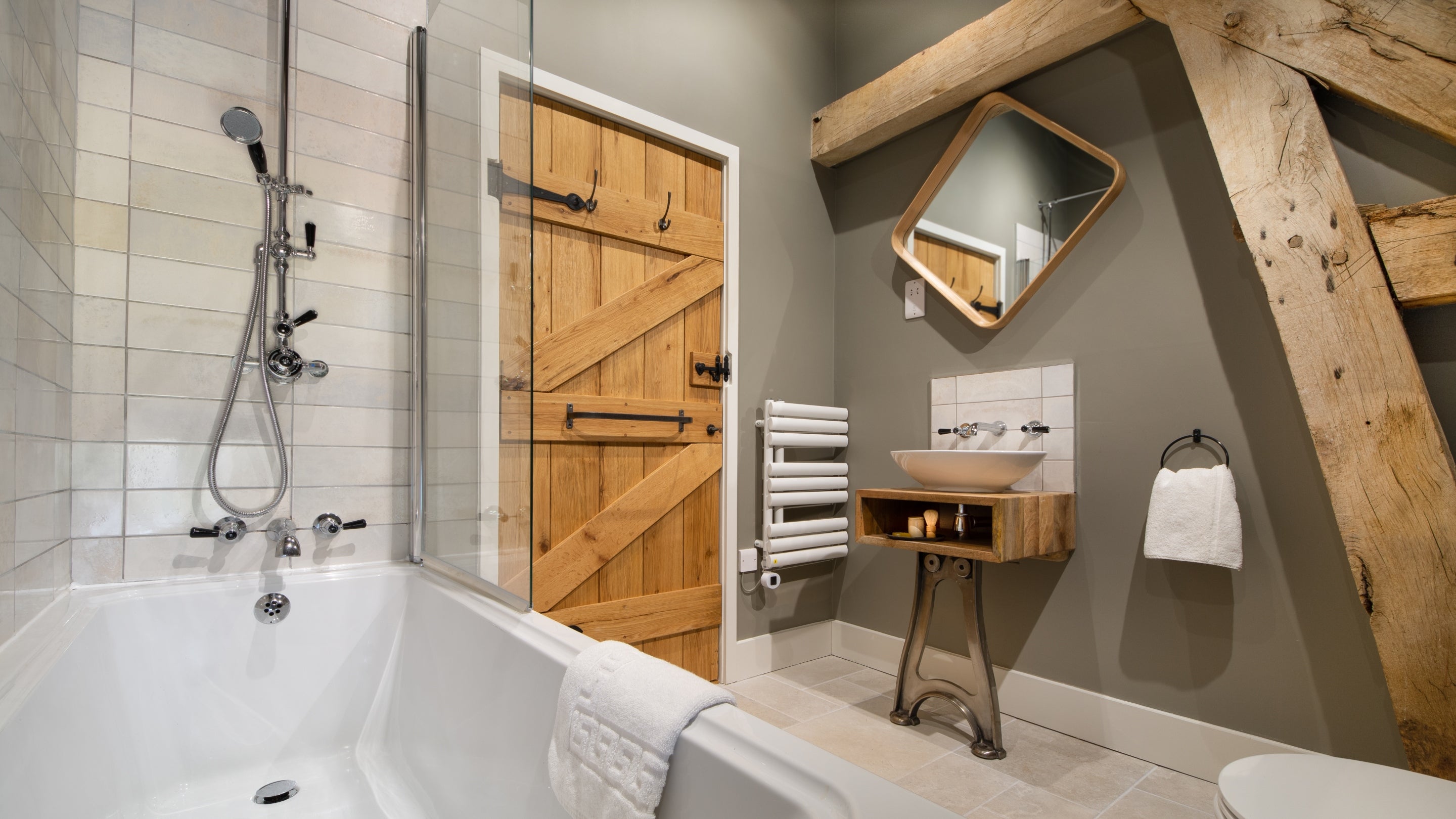 The bathroom at Hop Kiln Cart Barn, Herefordshire