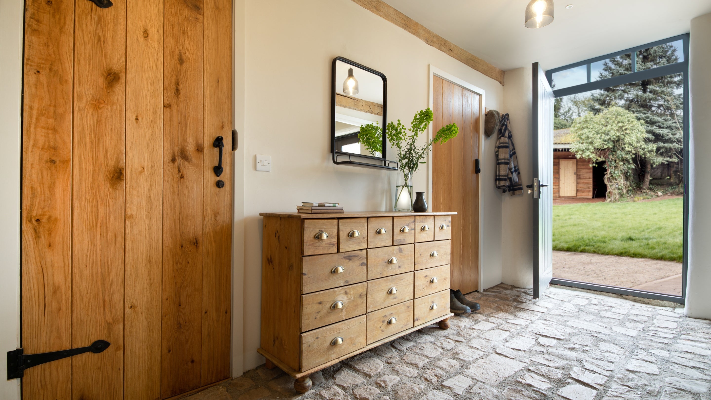 The entrance at Hop Kiln Cart Barn, Herefordshire