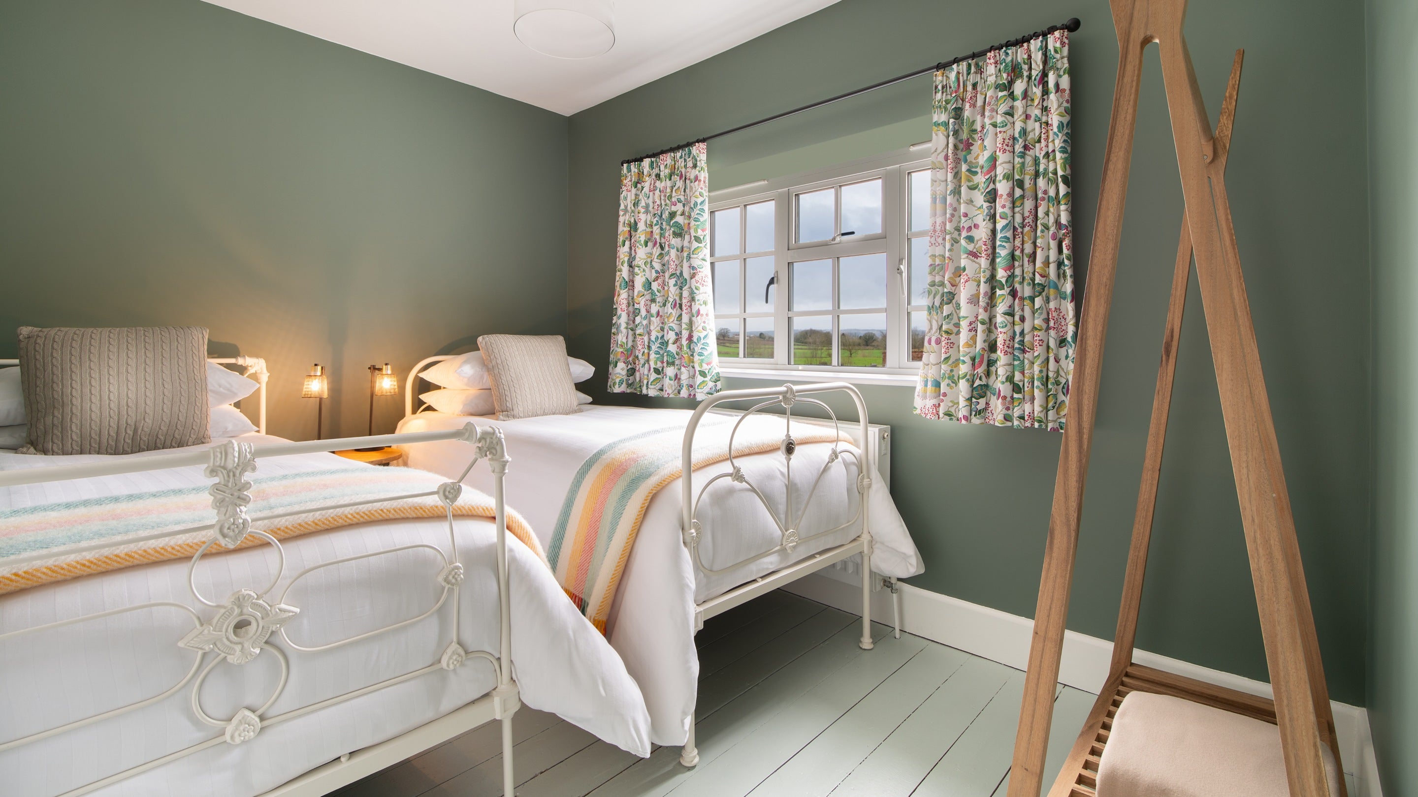 The twin bedroom at The Weir Garden Cottage, Herefordshire