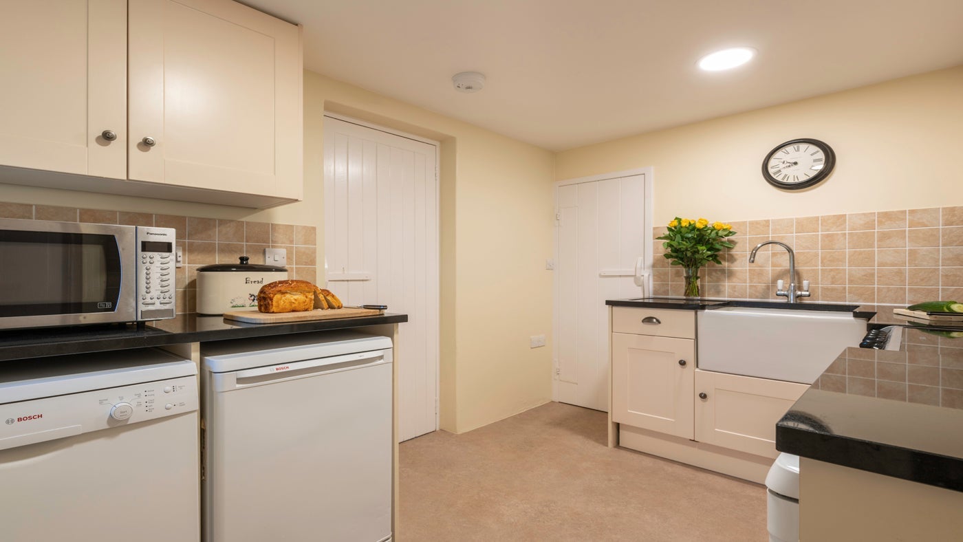 The kitchen at 1 Compton Farm Cottage, Newport, Isle of Wight 