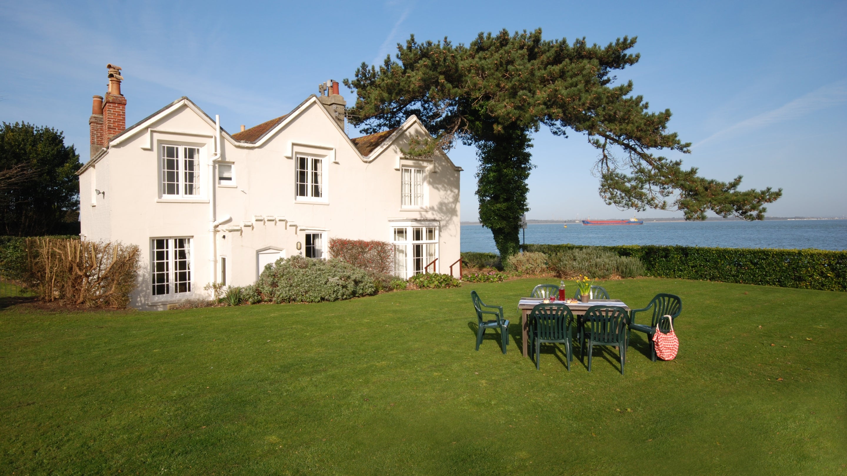 The exterior at East Rosetta Cottage, Isle of Wight
