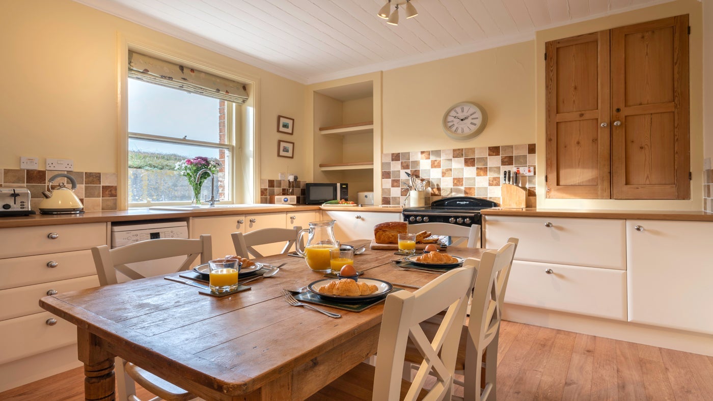 The kitchen and dining area at Irex, Totland Bay, Isle of Wight
