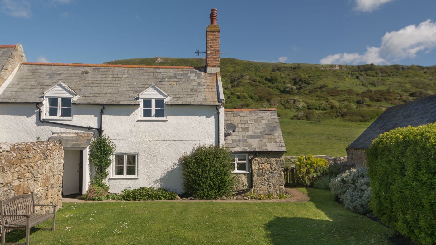 The exterior of Knowles Farm Cottage, nr Ventnor, Isle of Wight