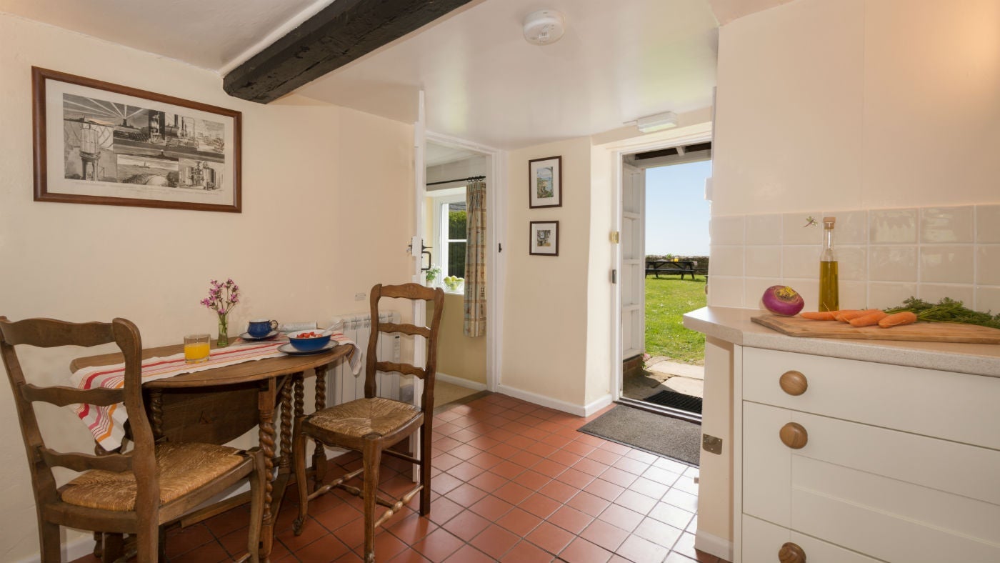 The kitchen and dining area at Knowles Farm Cottage, nr Ventnor, Isle of Wight