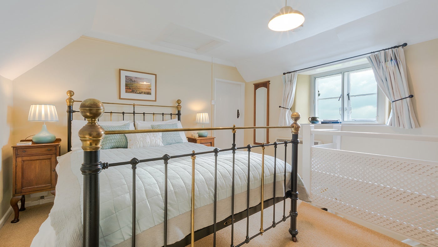 The double bedroom at Knowles Farm Cottage, nr Ventnor, Isle of Wight