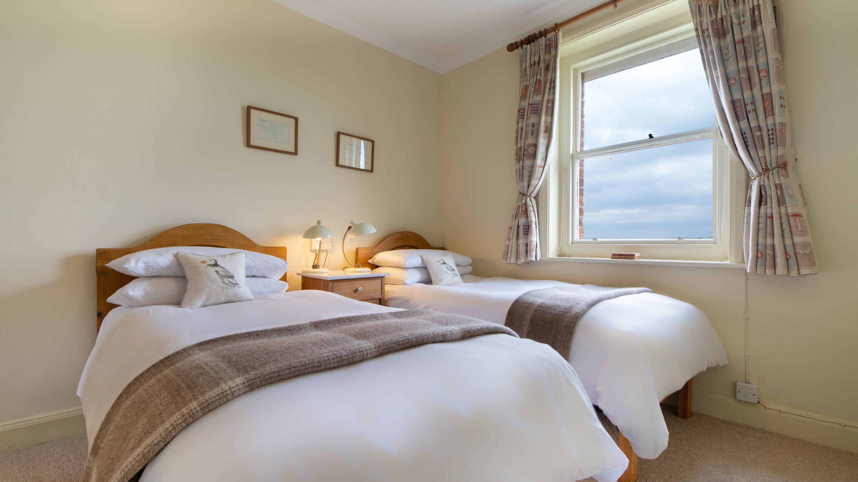 The twin bedroom at Pomone, Isle of Wight