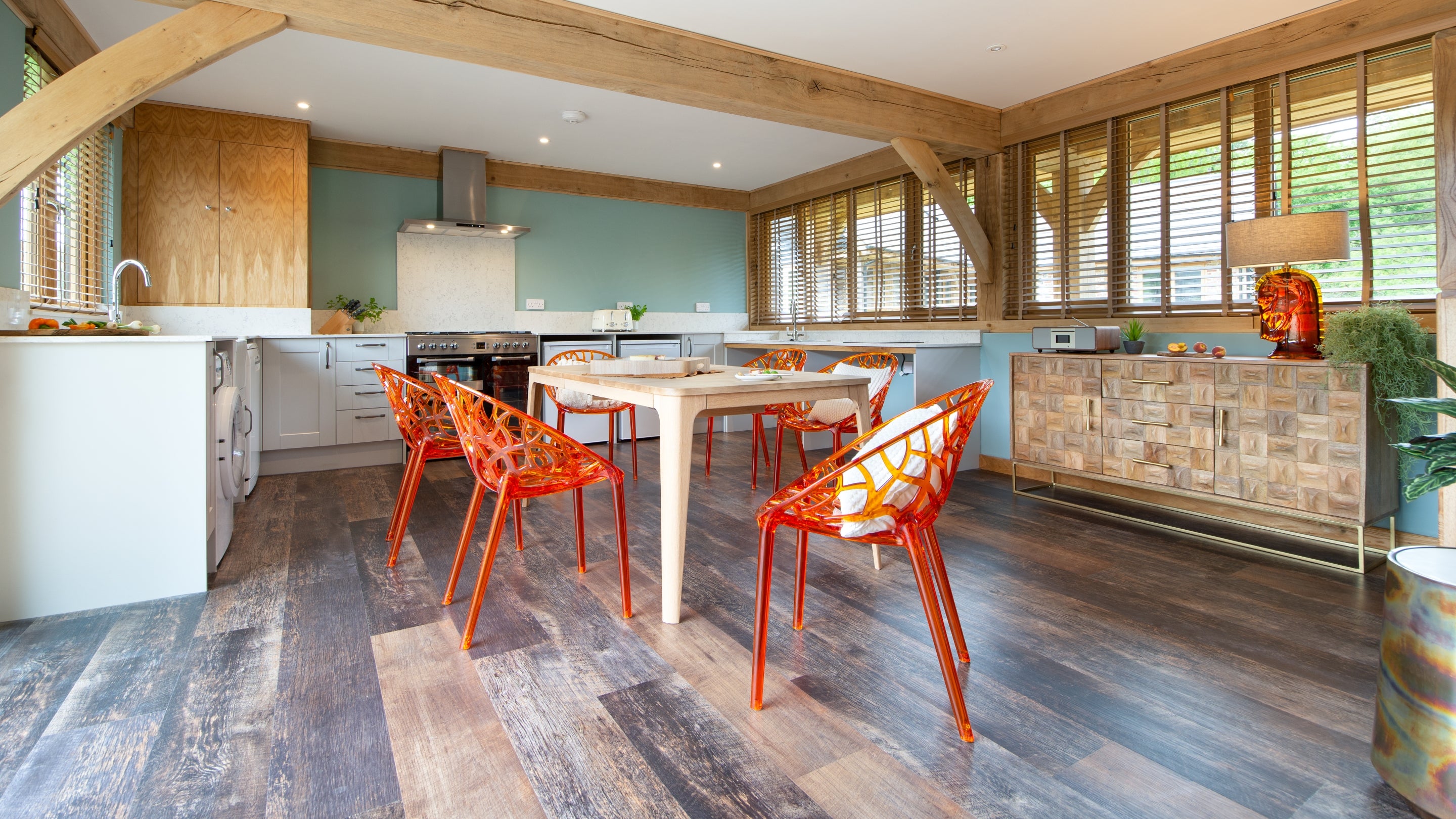The dining kitchen at 1 Bagden Farm Cottage, Surrey