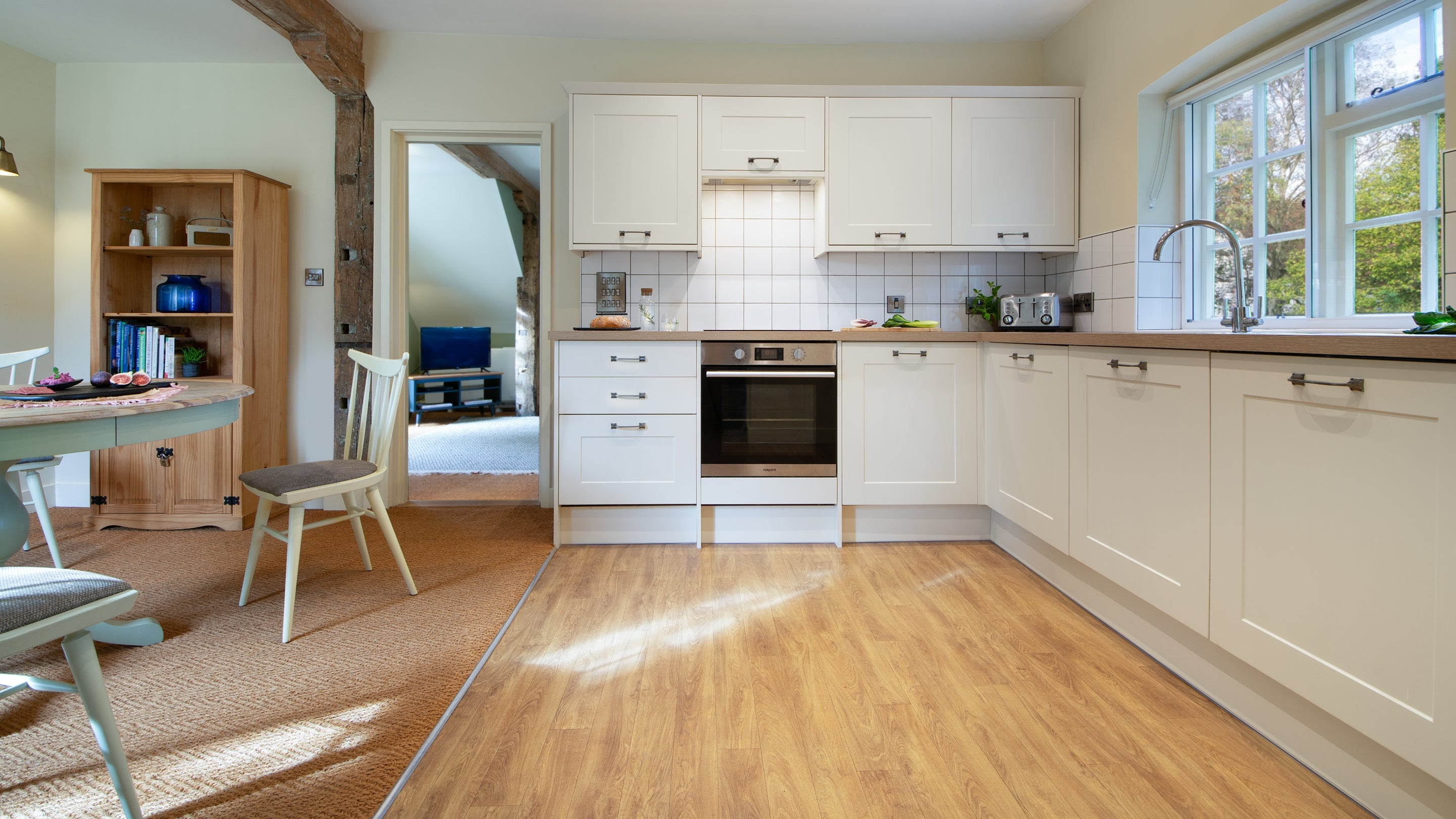 The kitchen diner at 2 Bettenham, Ken