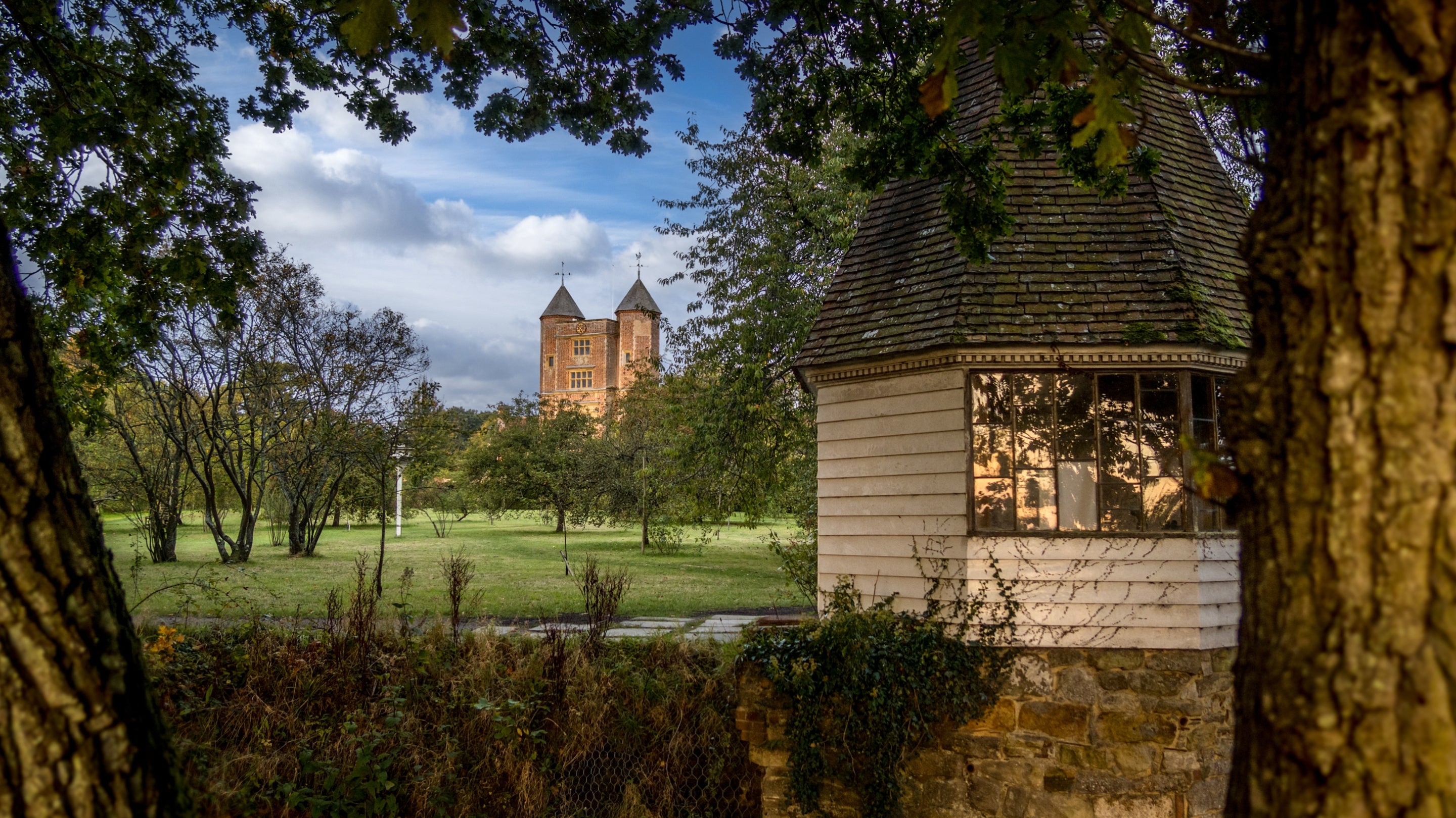 The surrounding area of 2 Bettenham, Kent