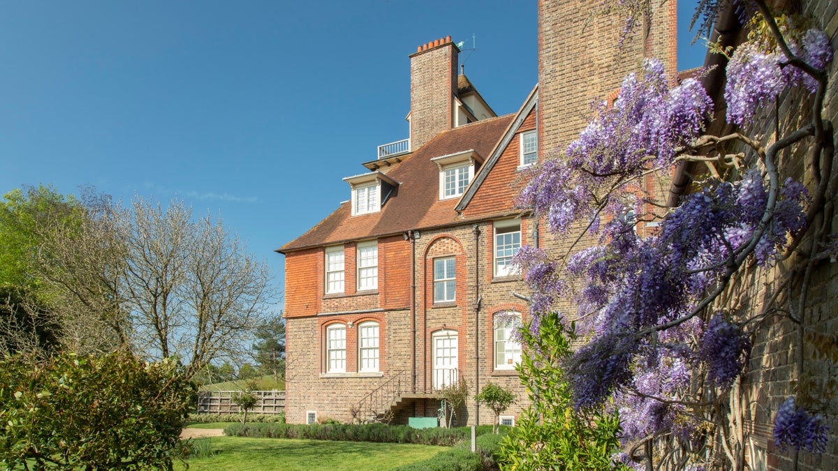 The Morris Apartment Sussex National Trust