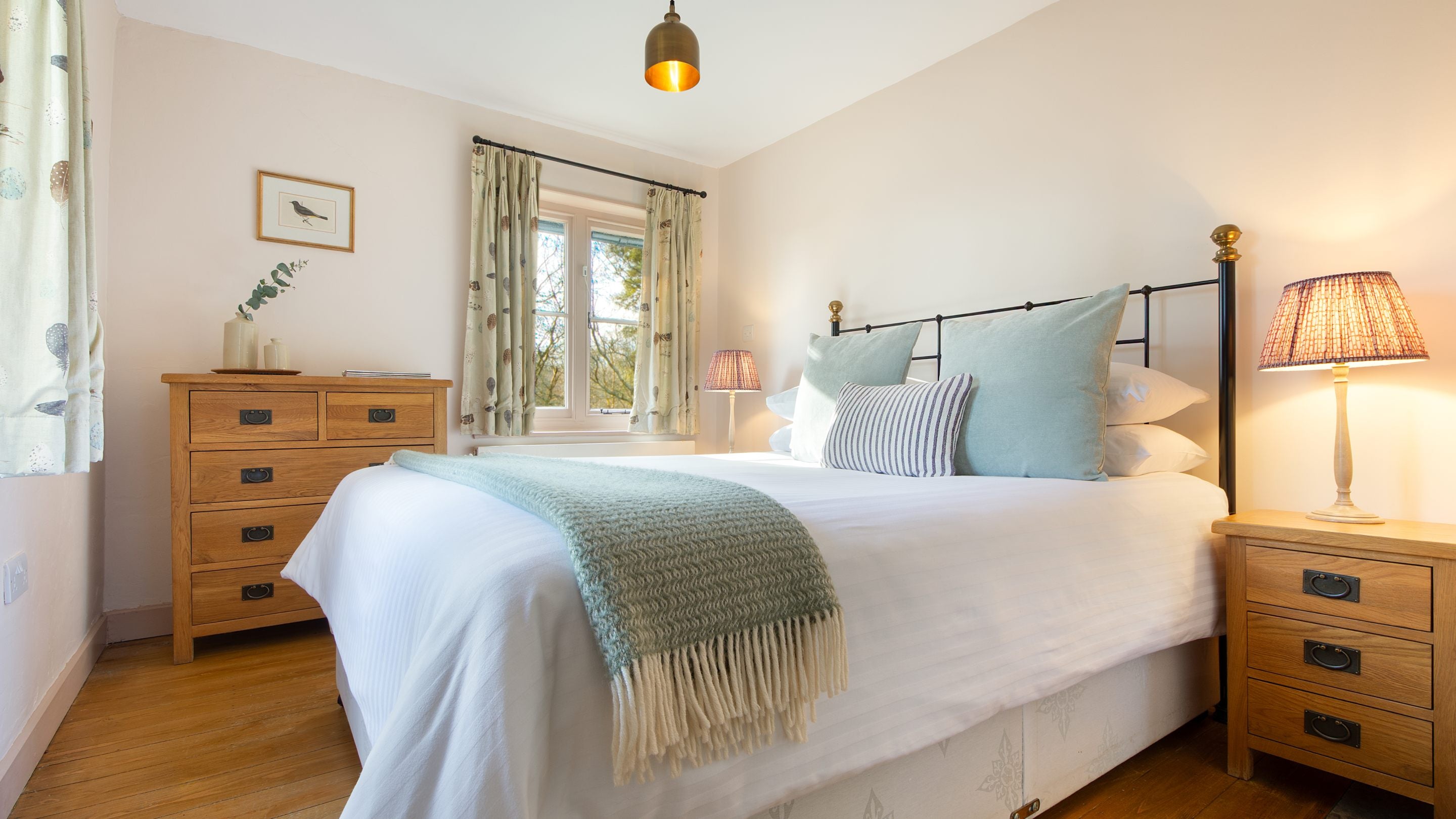 The double bedroom at Woodlands Cottage, Sussex