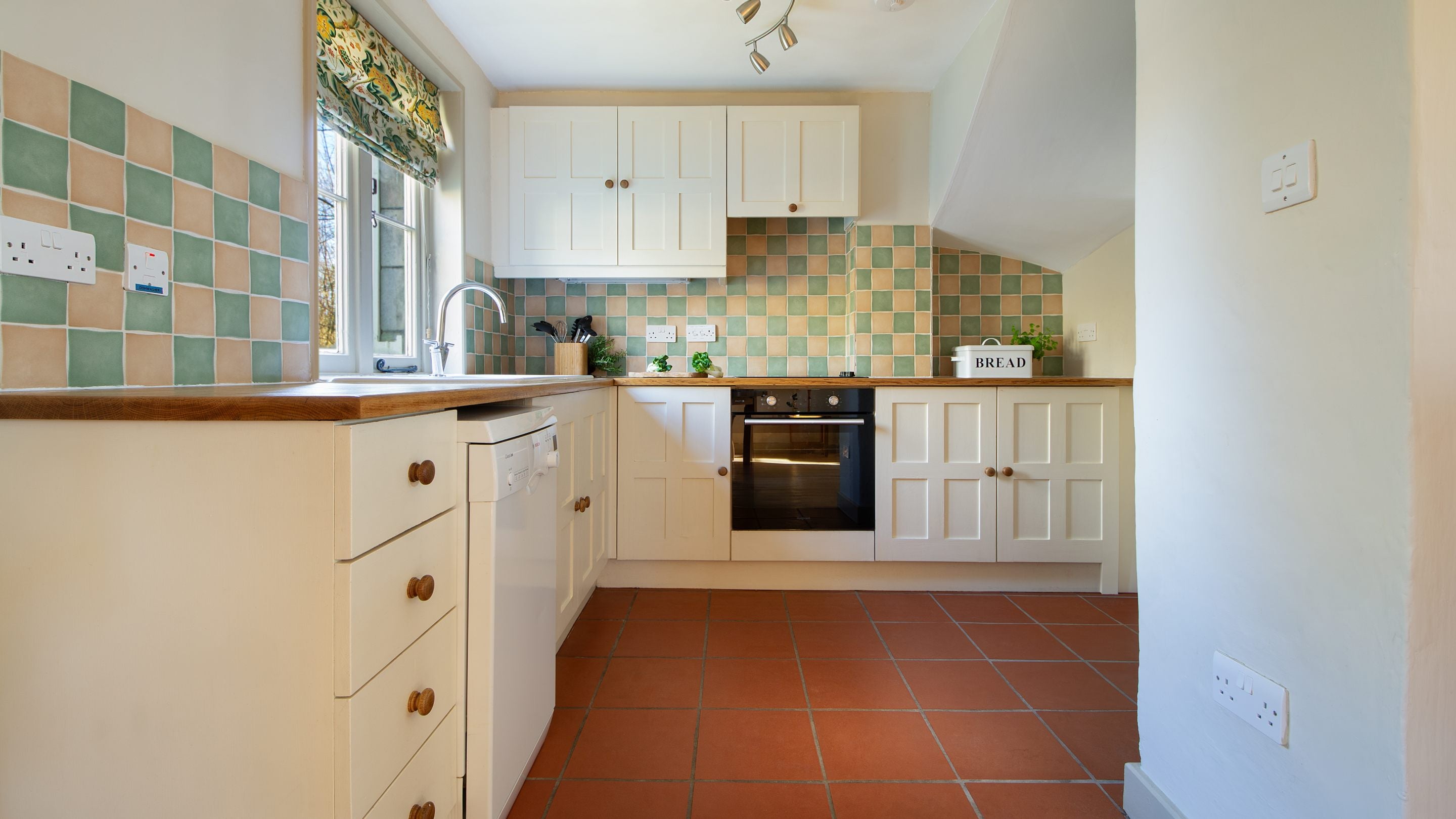 The kitchen area at Woodlands Cottage, Sussex