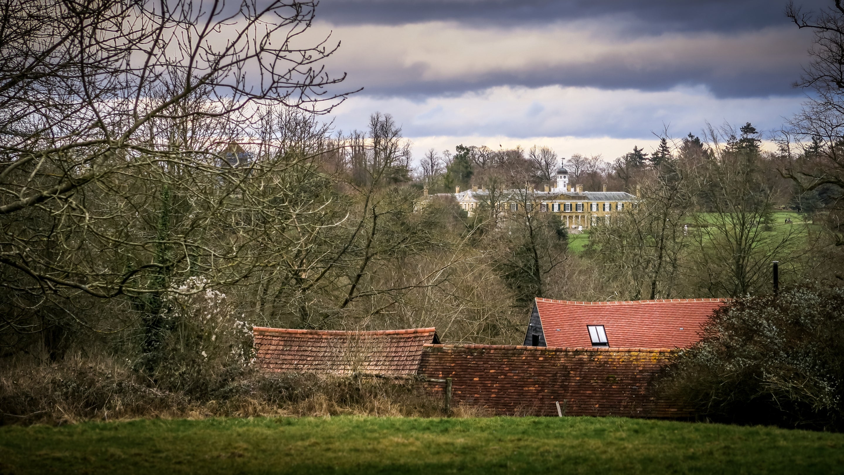Yew Tree Barn and the surrounding area, Surrey