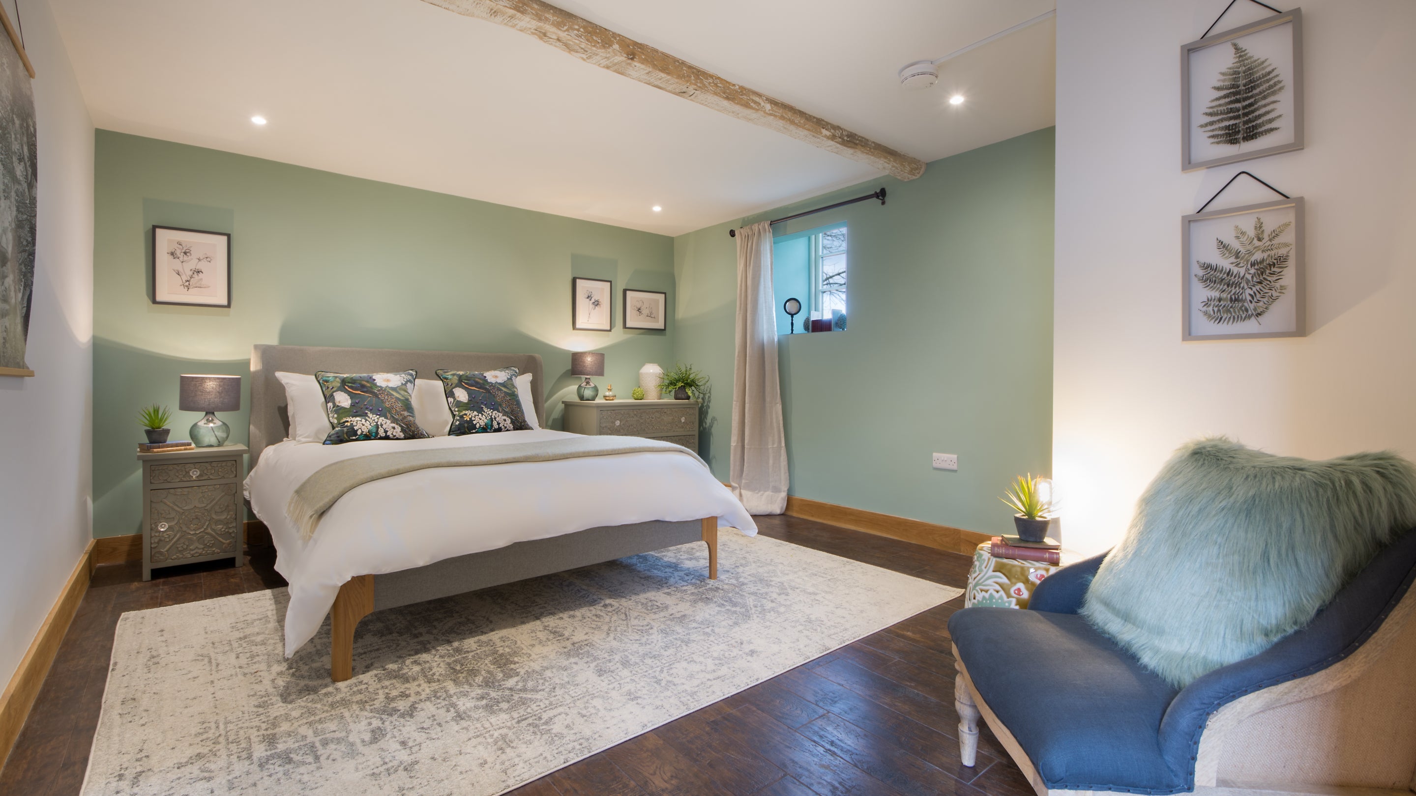 The bedroom at Yew Tree Barn, Surrey