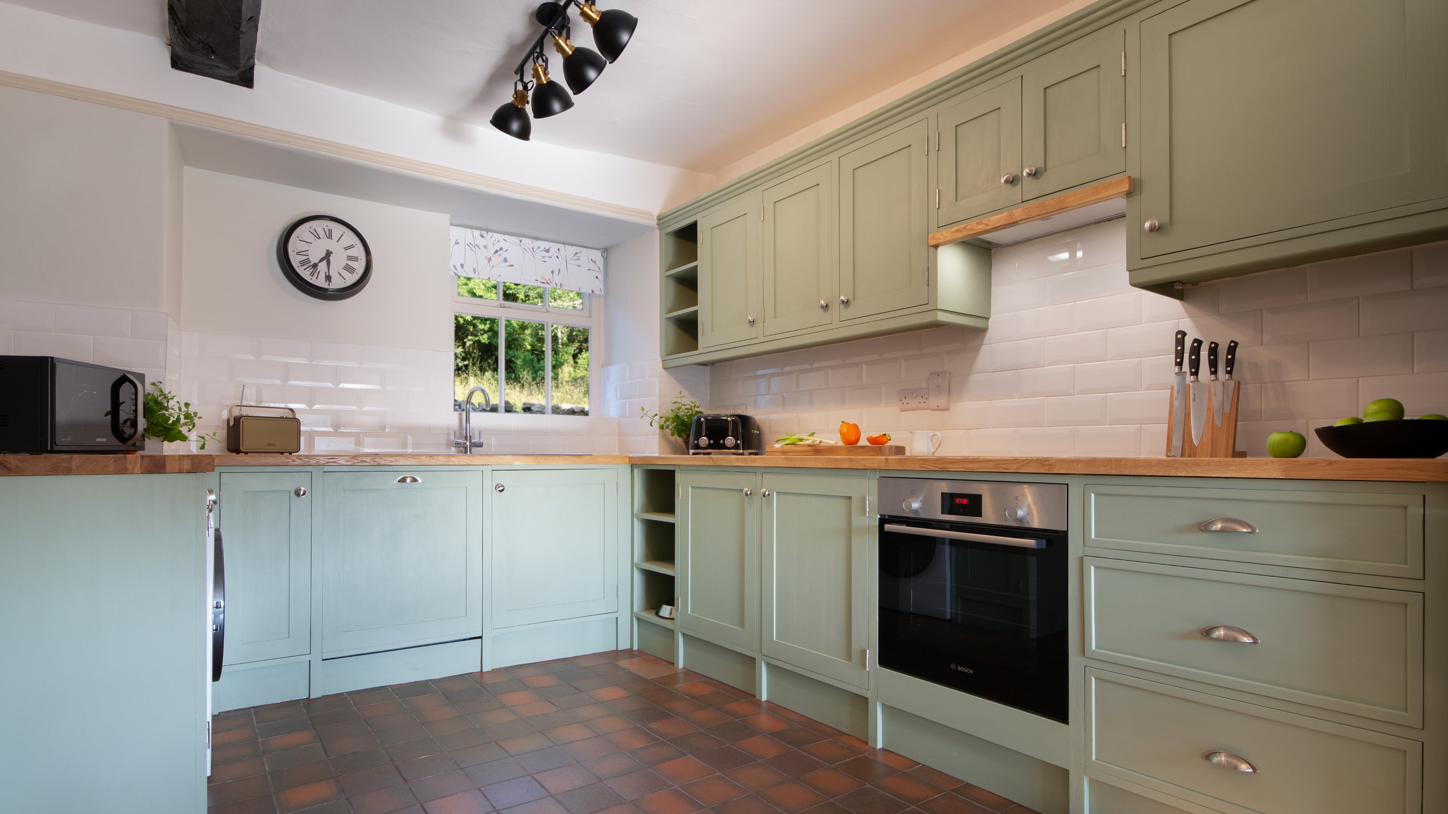 The kitchen and dining room at Holeslack Cottage, Cumbria