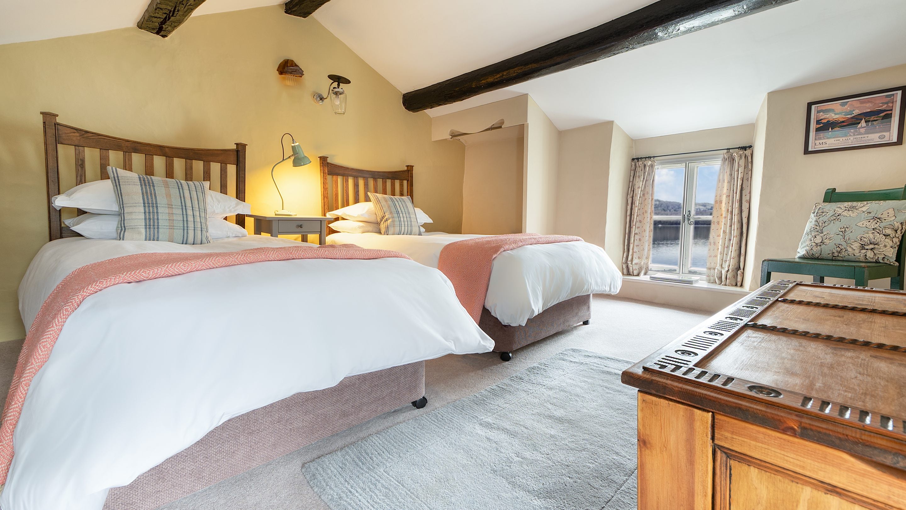 The twin bedroom at Low Strawberry Gardens, Windermere, Cumbria