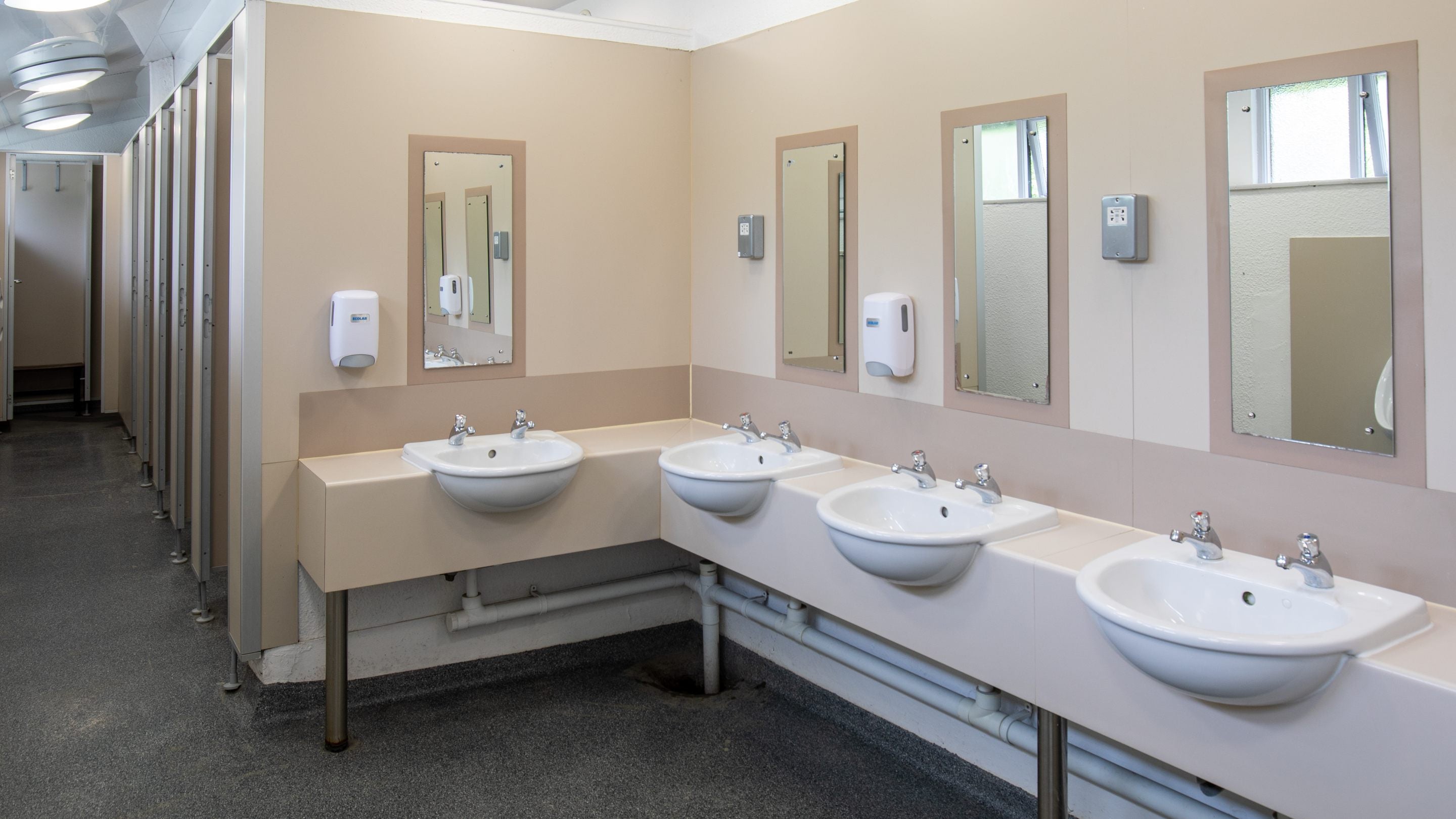 The facilities block at Low Wray Campsite, Cumbria