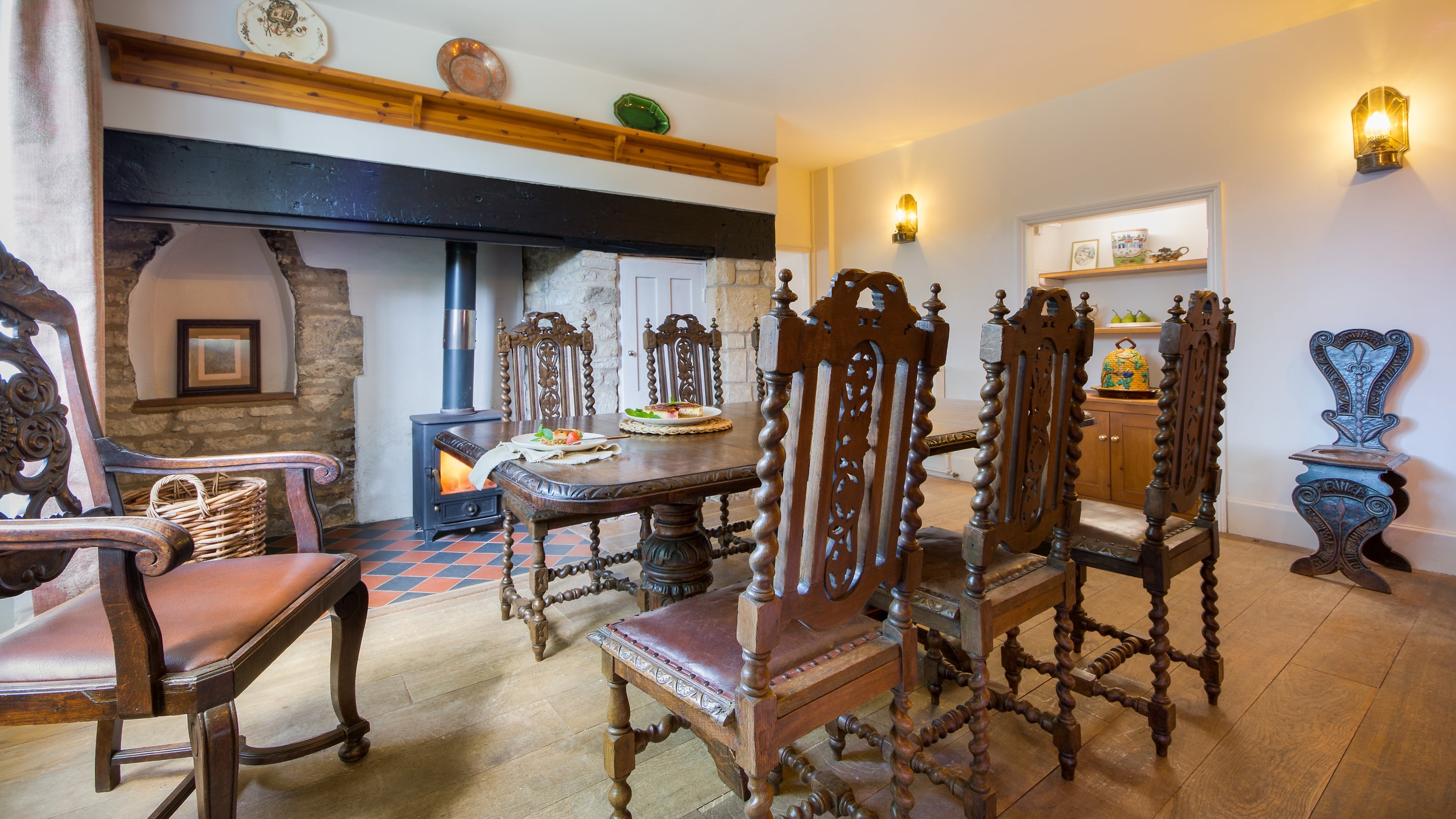 The dining room at Lyveden Cottage, Northamptonshire