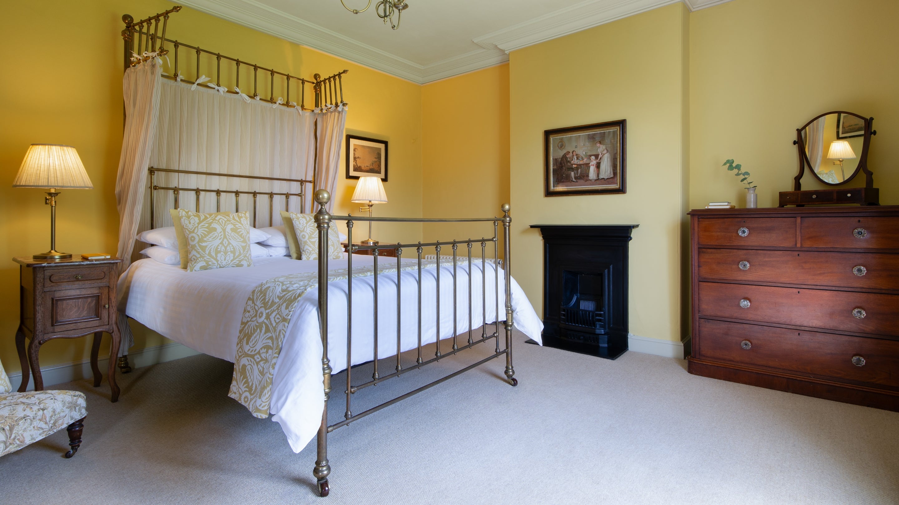 One of the first-floor double bedrooms at Southwood House Farm, Leicestershire