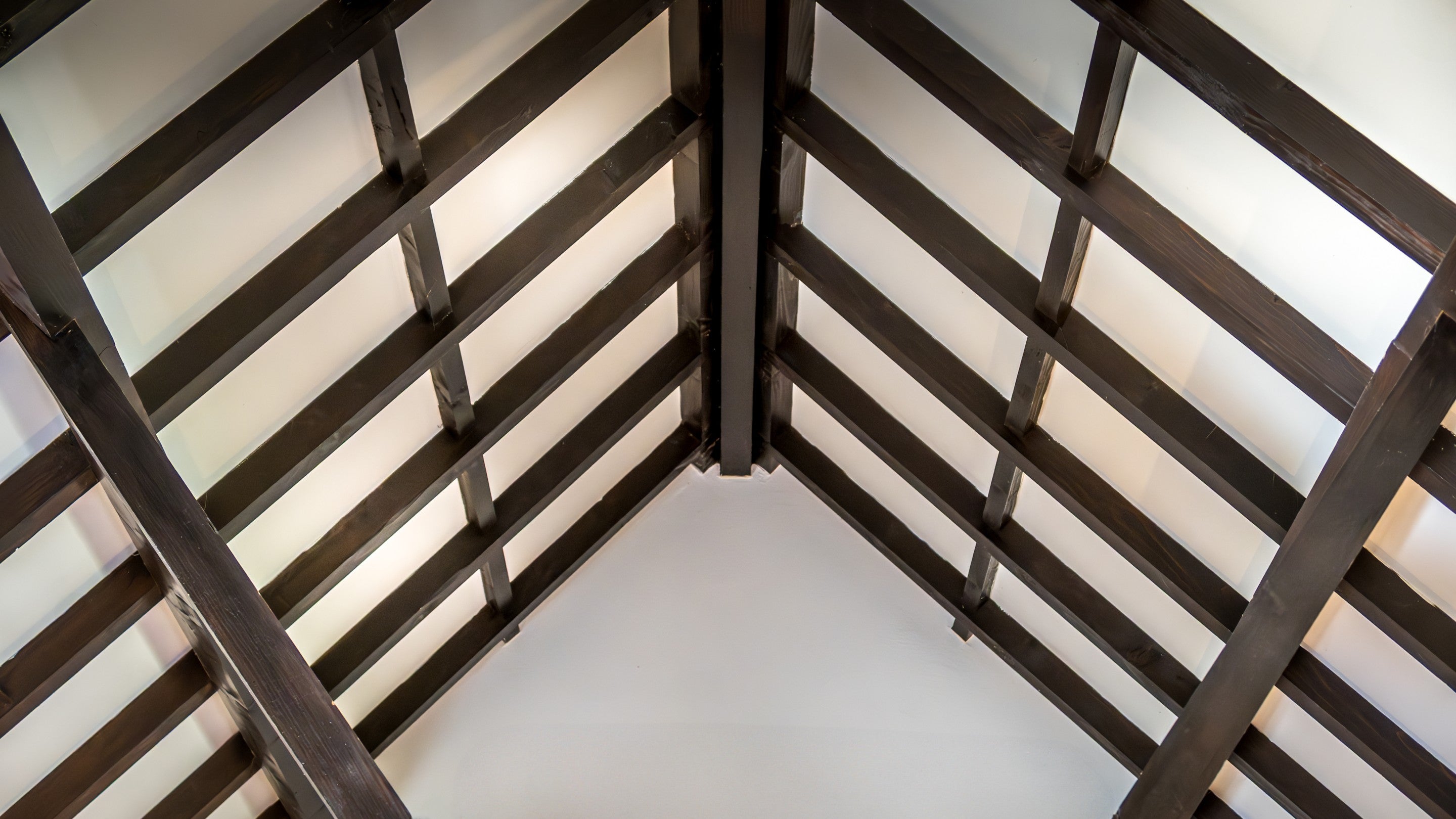 The beams and vaulted ceiling in the open-plan room at 1 Horsey Barns, Norfolk