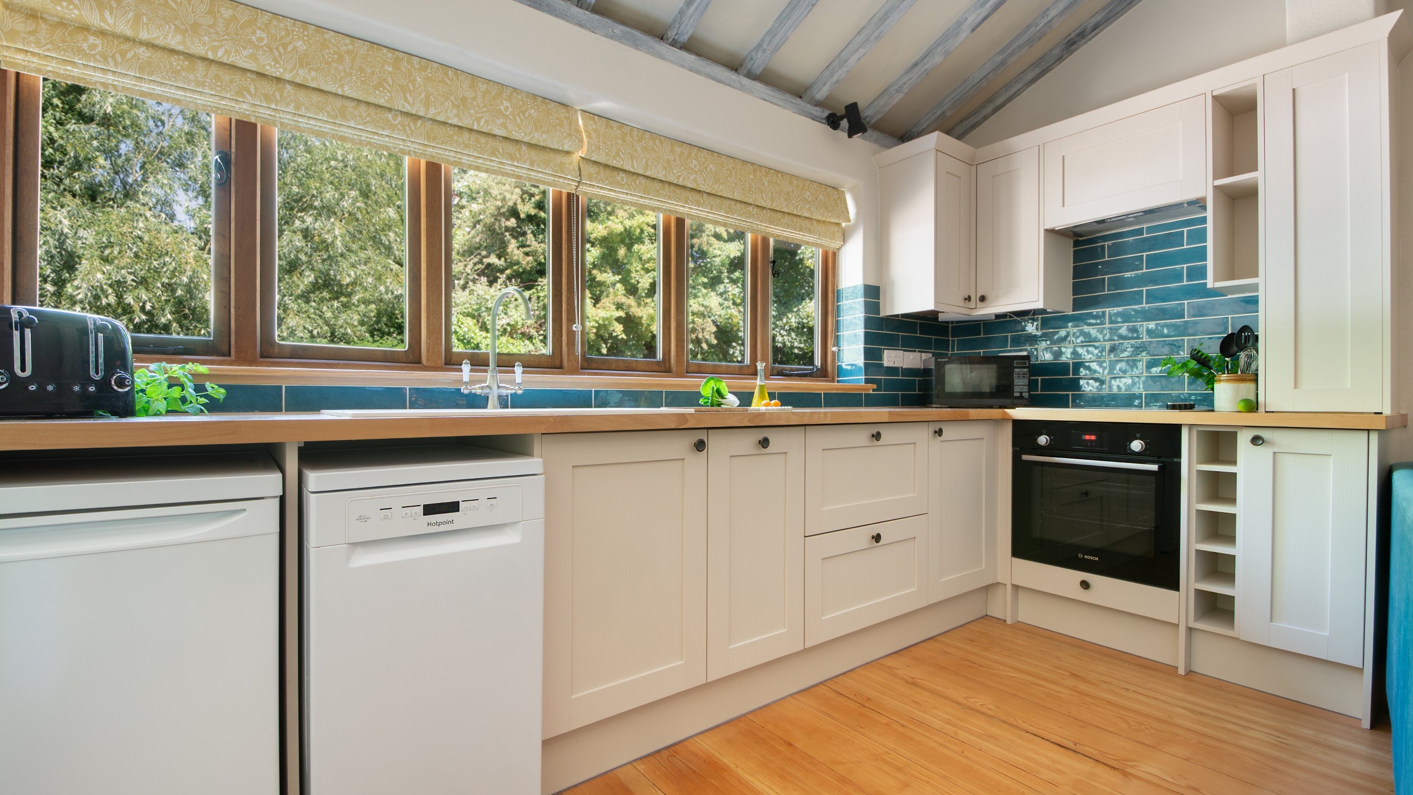 The kitchen in the open-plan room at 2 Horsey Barns, Norfolk