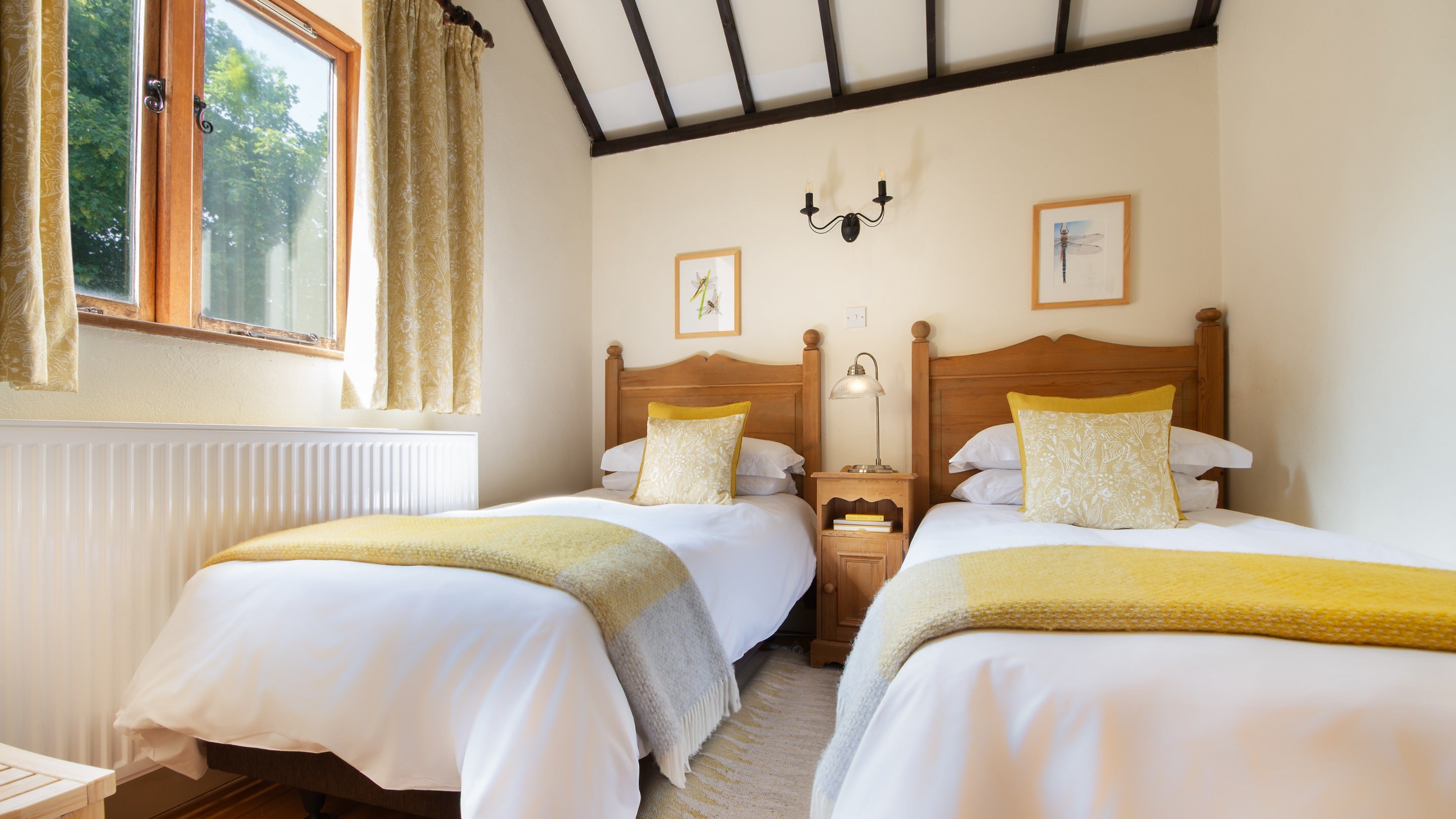 The twin bedroom at 2 Horsey Barns, Norfolk