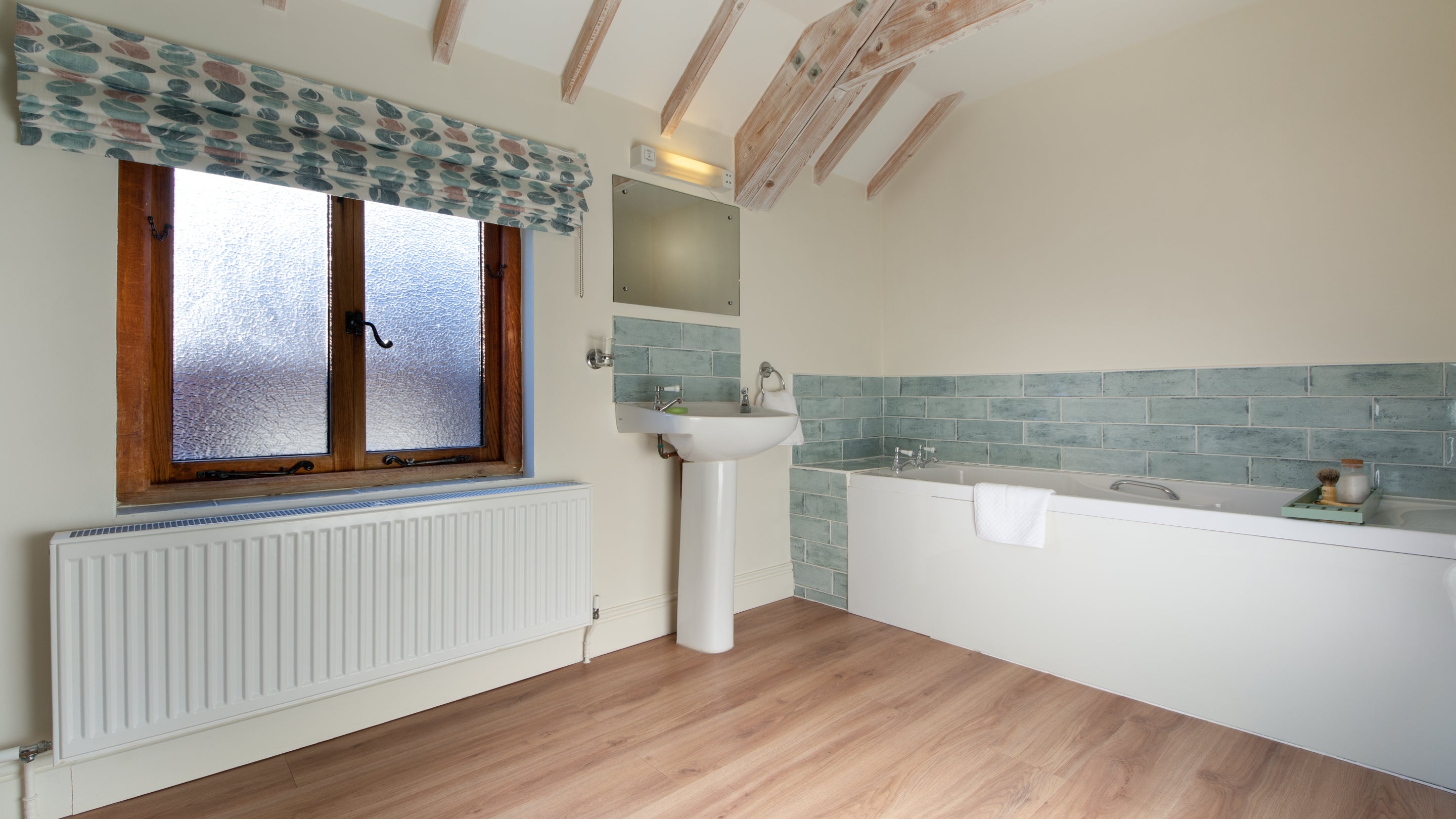The bathroom at 4 Cart Lodge Barn, Norfolk