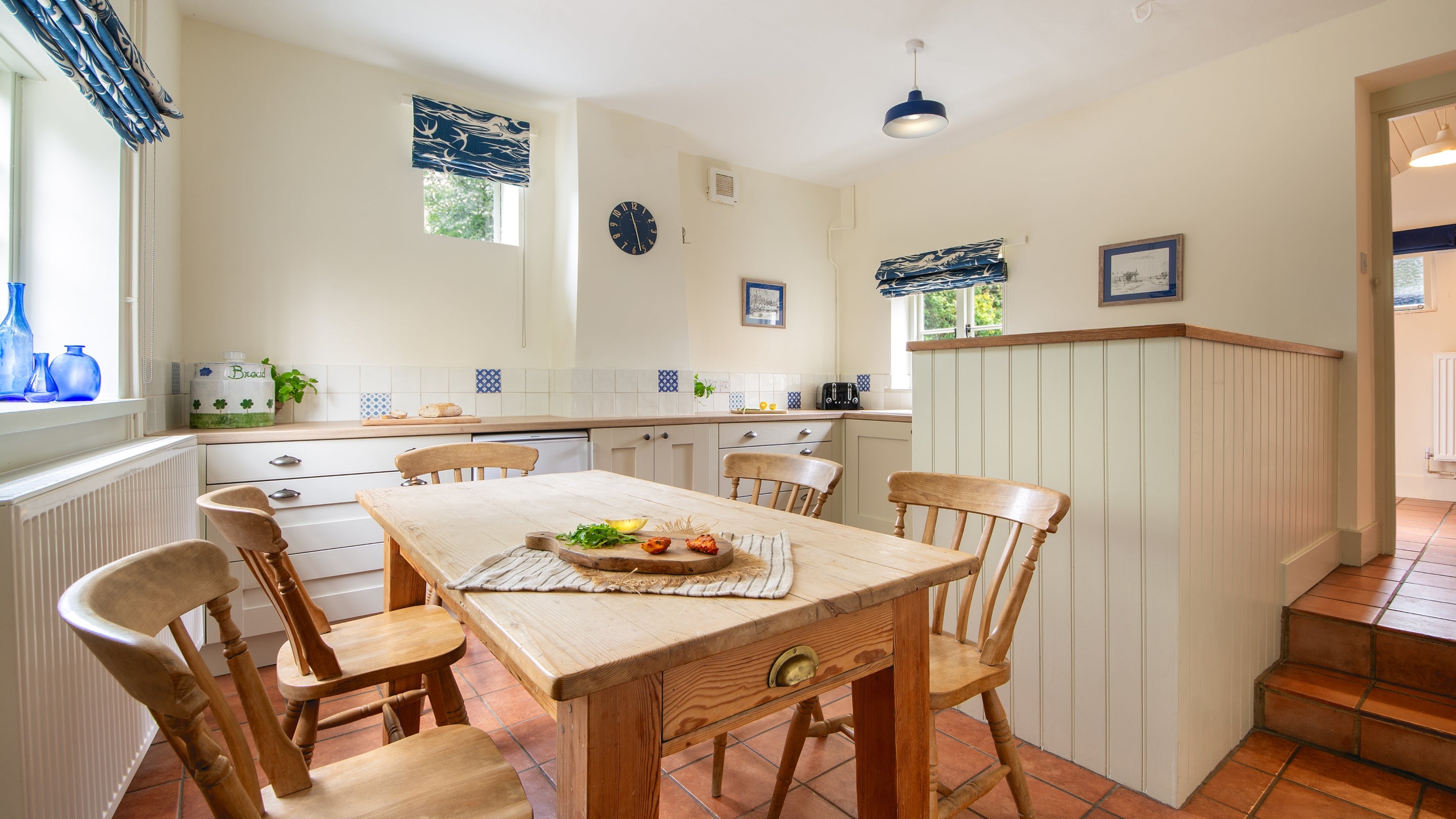The kitchen with dining table at Mrs Preedy's Cottage, Norfolk