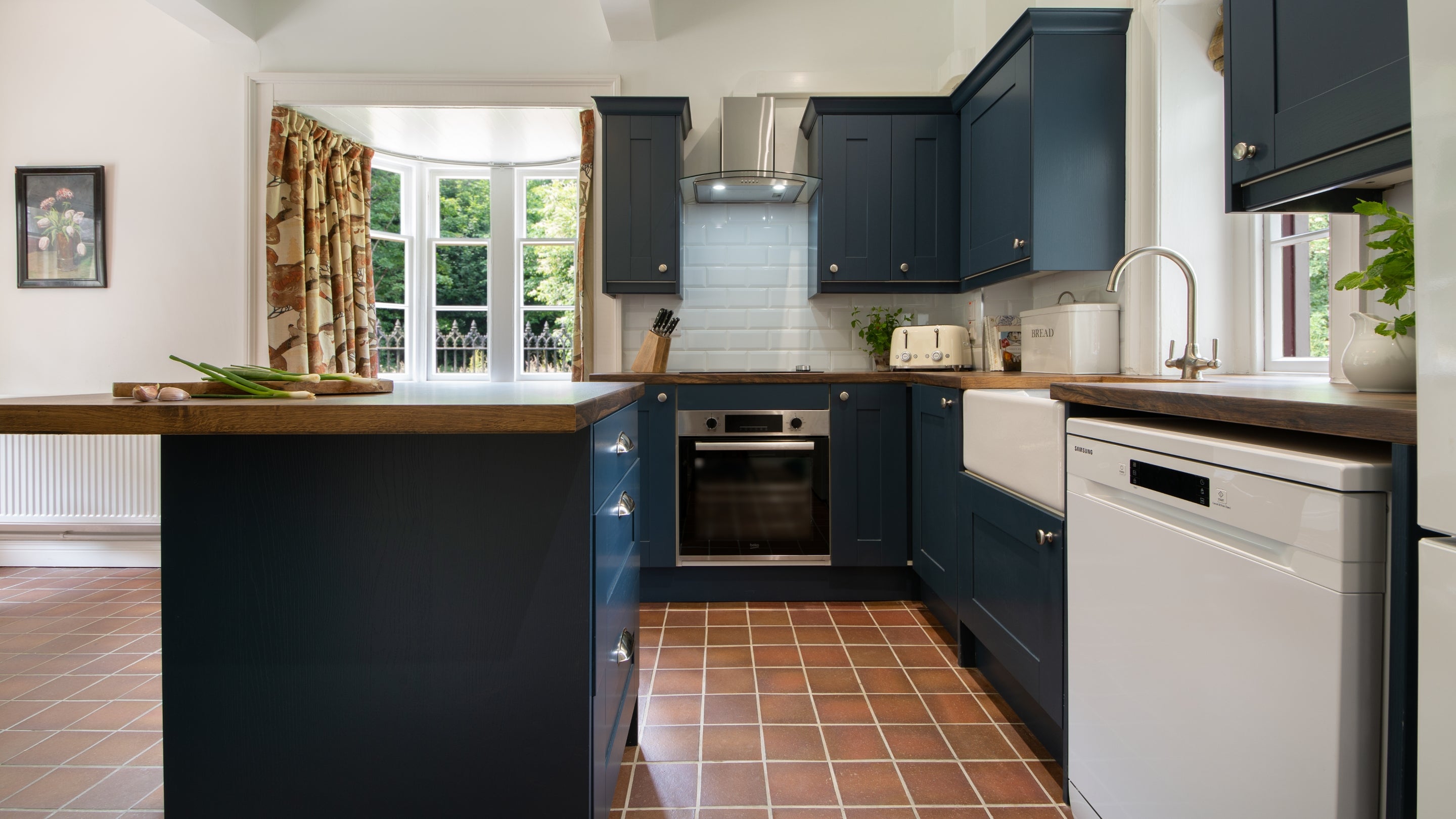 The dining kitchen at Downpatrick Gate Lodge, County Down