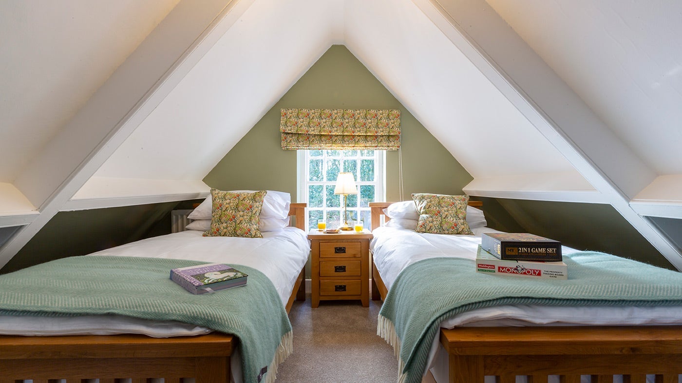 The twin bedroom at Bolt Cottage, Wallington 