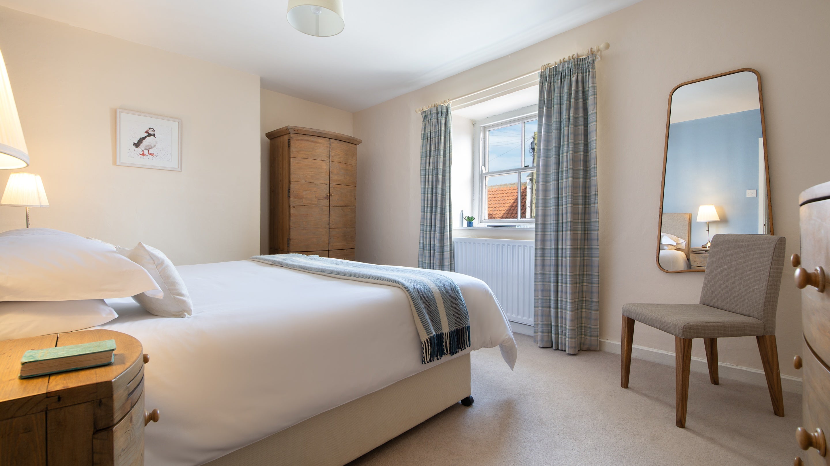 The bedroom with double bed at Glen House, Northumberland