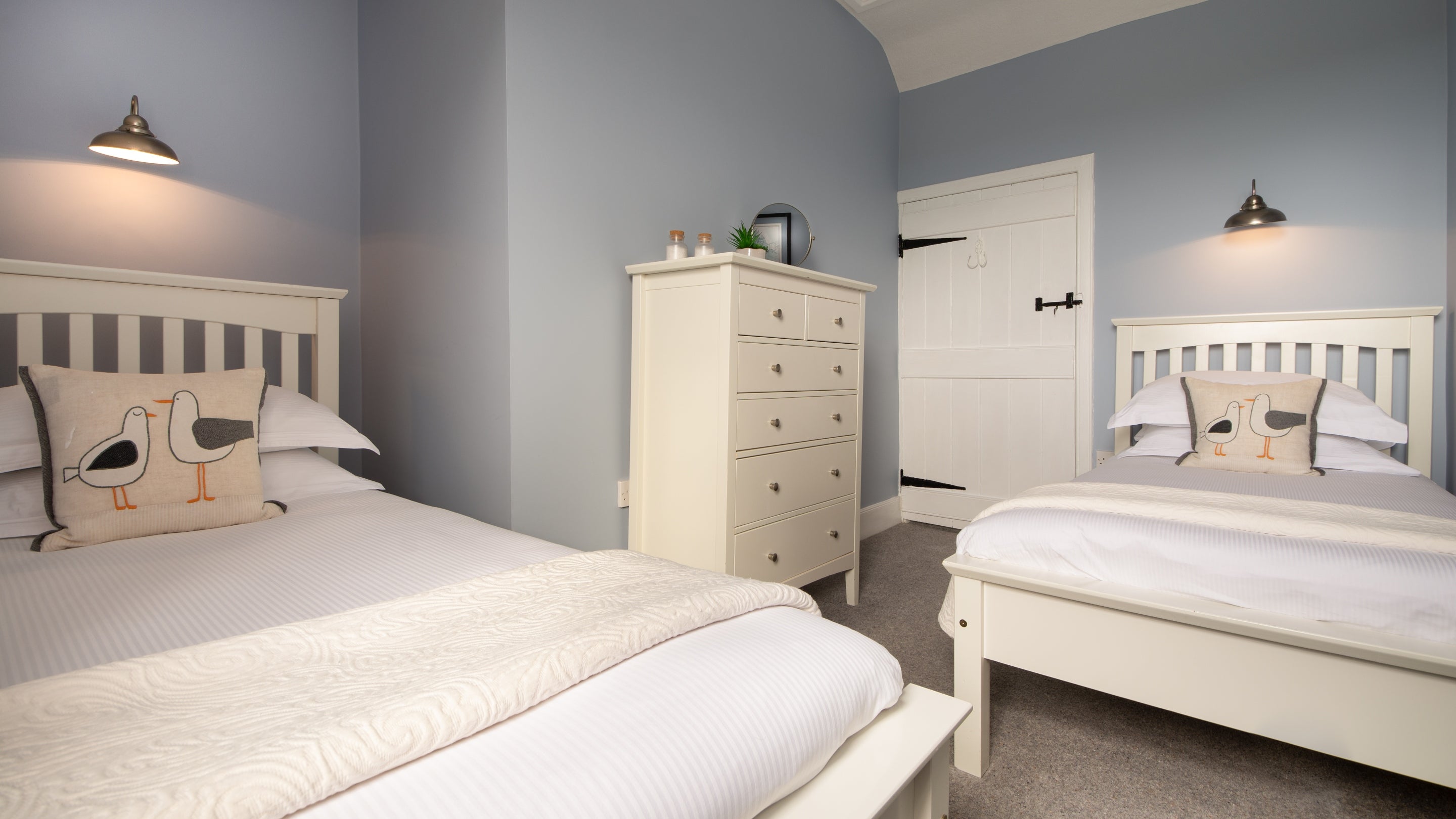 The twin bedroom at Rockside Cottage, Northumberland