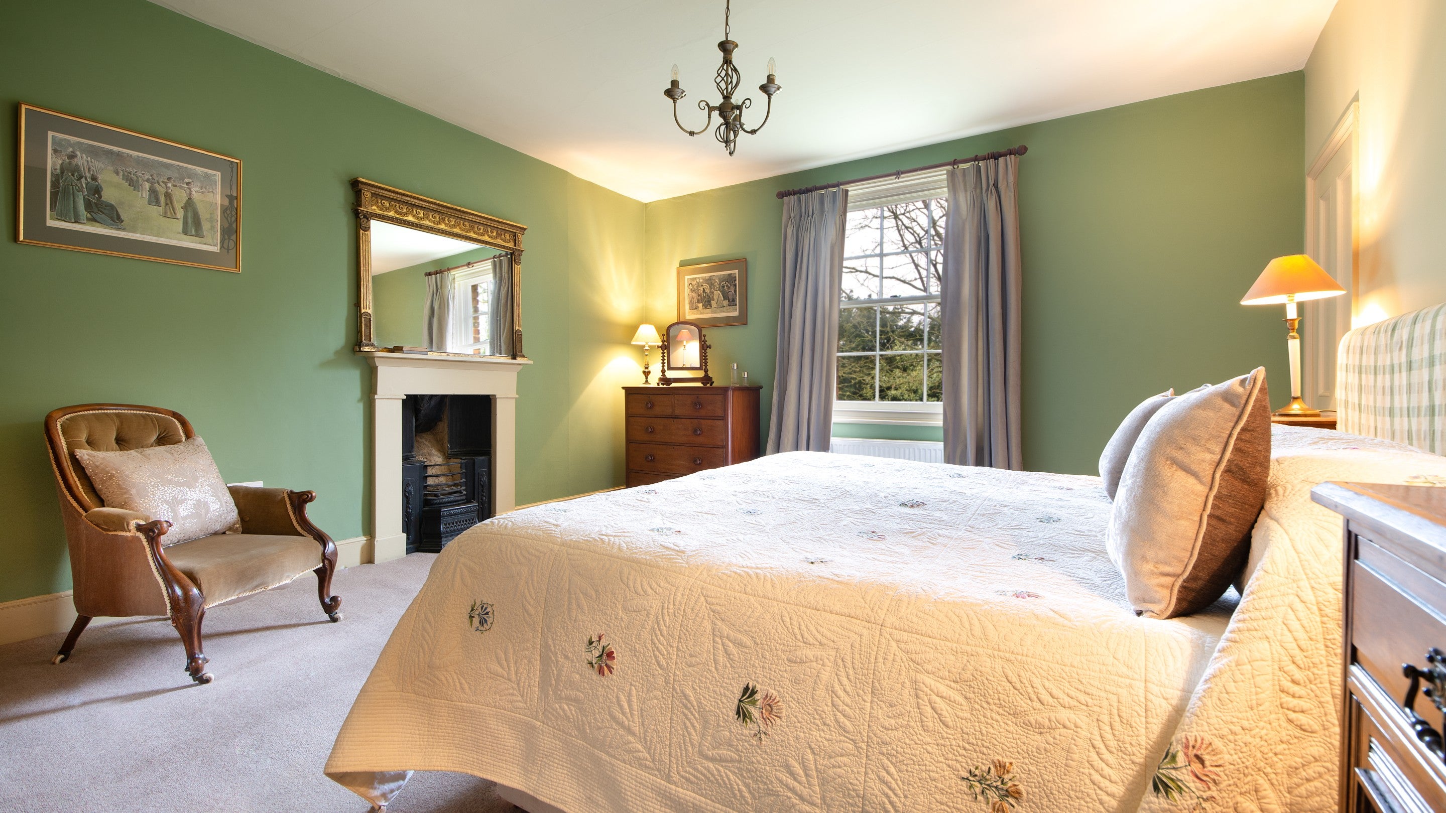 The double bedroom with en-suite bathroom at Gunby Old Rectory, Lincolnshire