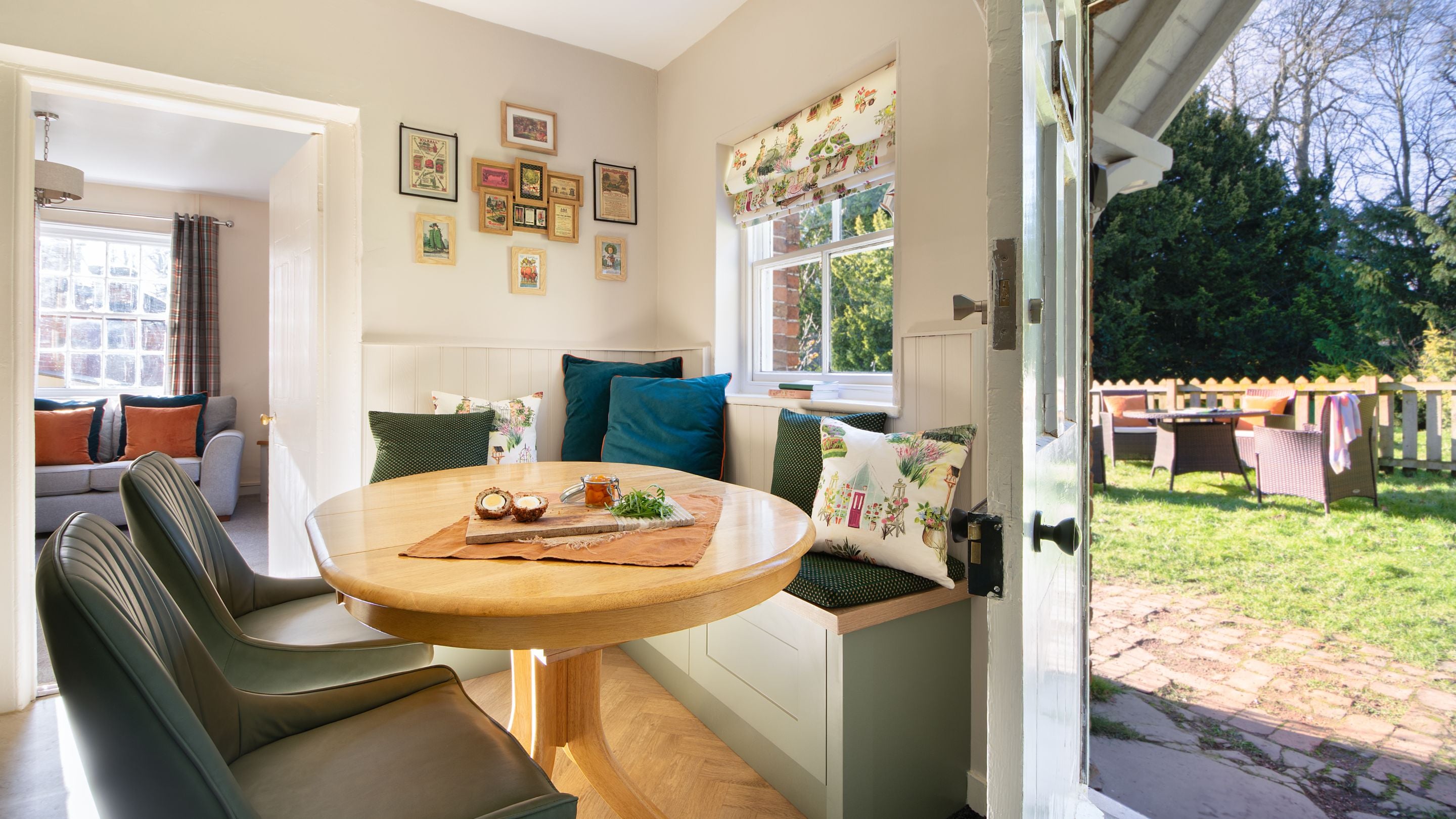 The dining table in the kitchen and dining room at Kitchen Garden Cottage, Nottinghamshire
