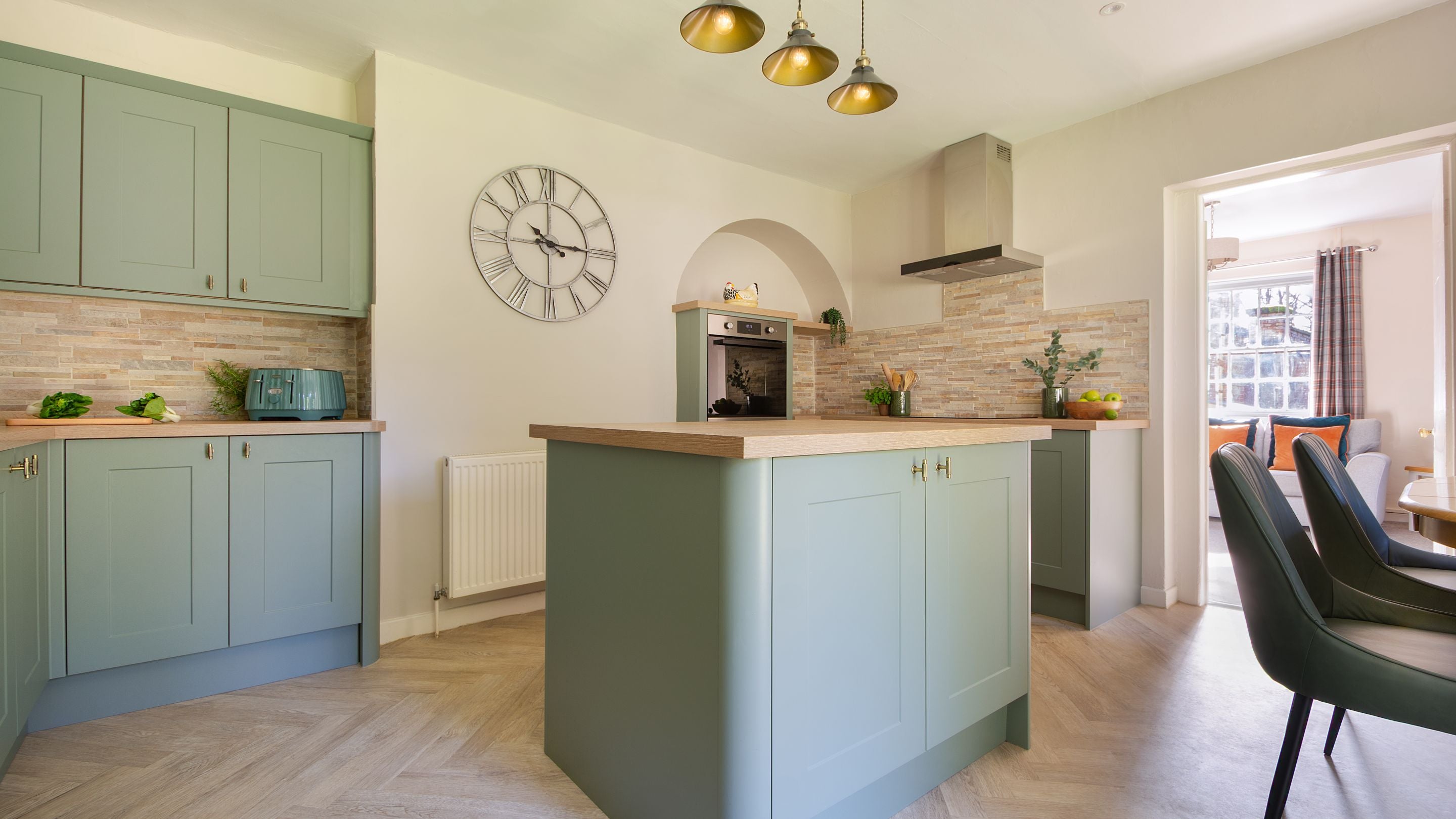 The kitchen and dining room at Kitchen Garden Cottage, Nottinghamshire