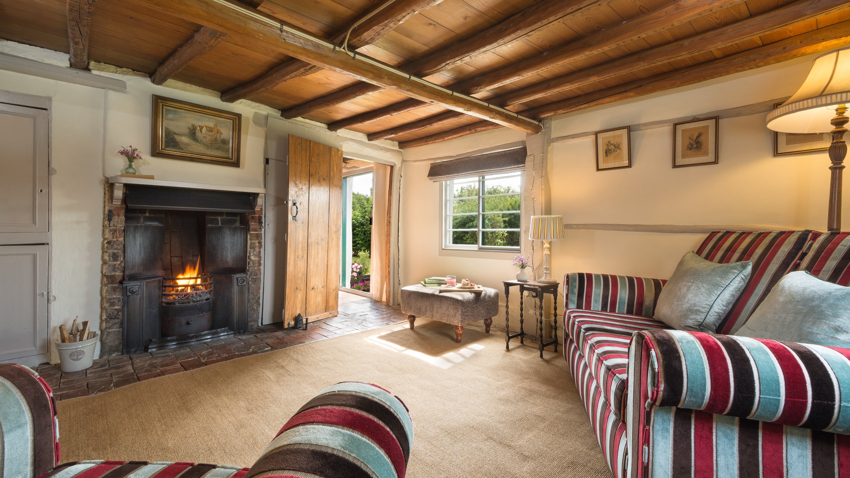 The sitting room at Whitegates Cottage, Lincolnshire