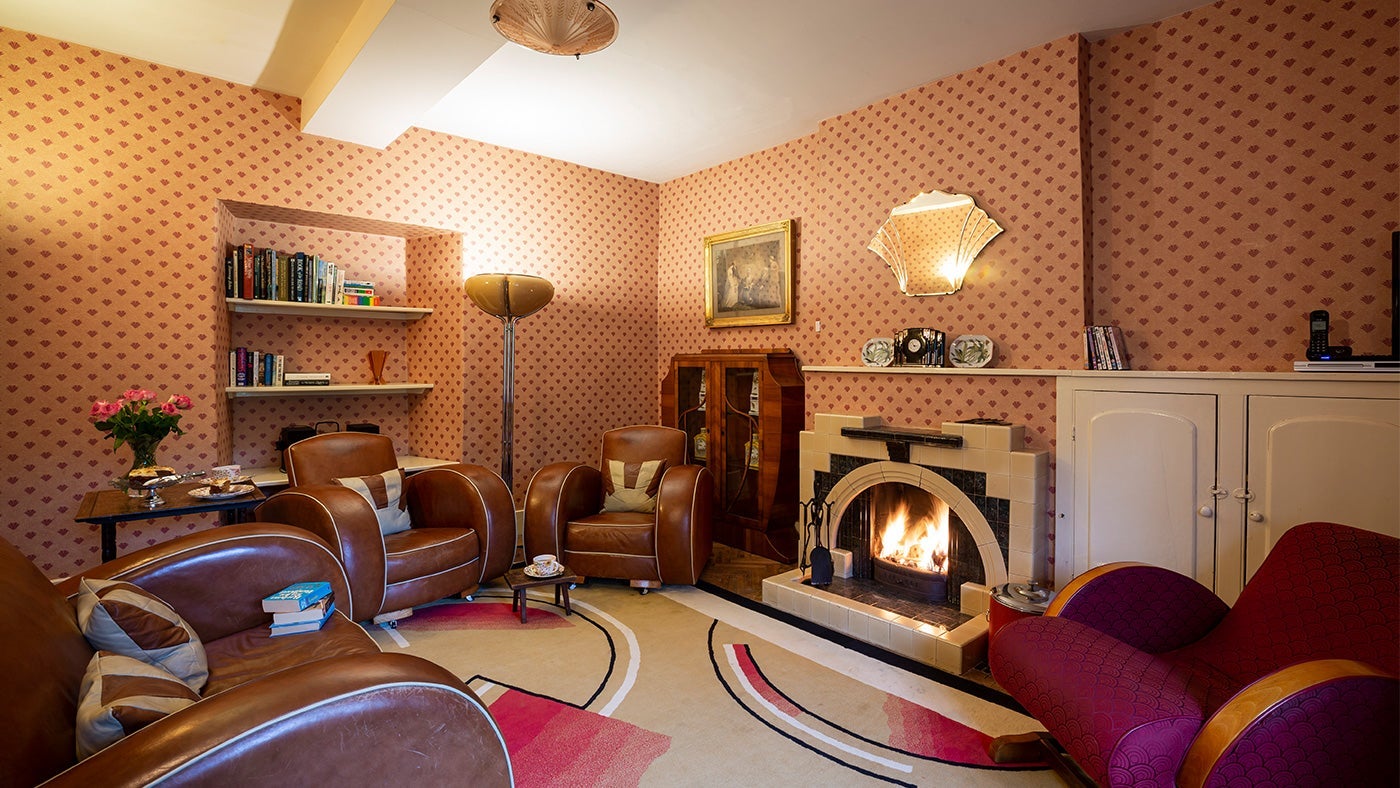 Interior sitting room of 1 Home Farm Drive, Banbury, Warwickshire