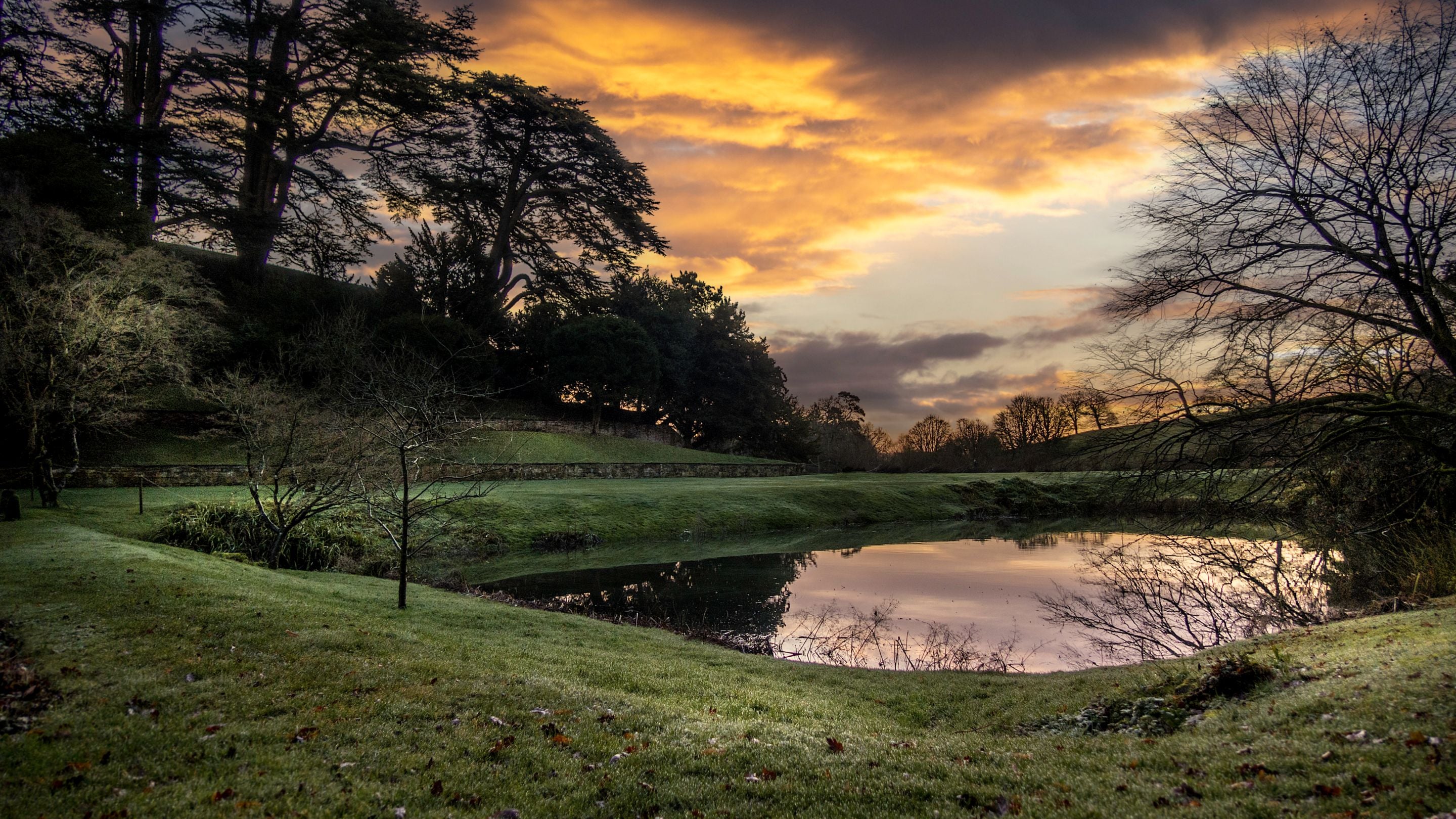 Upton House and Gardens in the area surrounding Bog Cottage, Oxfordshire
