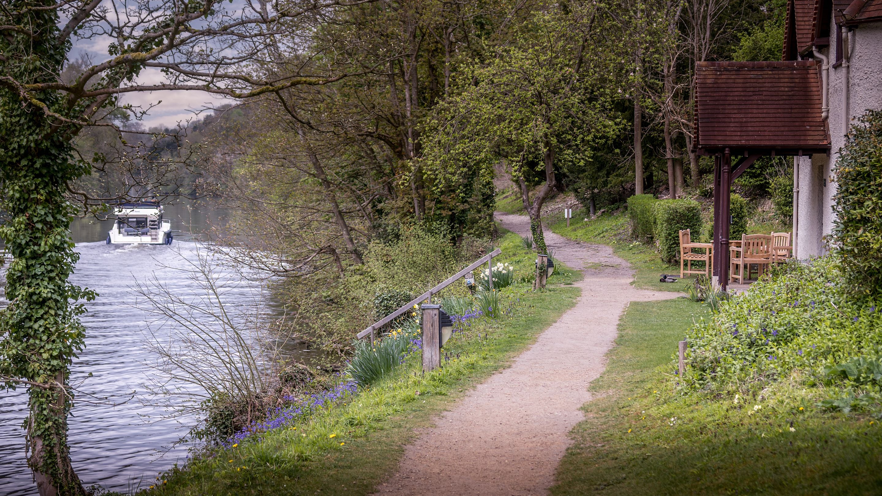 Cliveden New Cottage on the riverside path, Berkshire