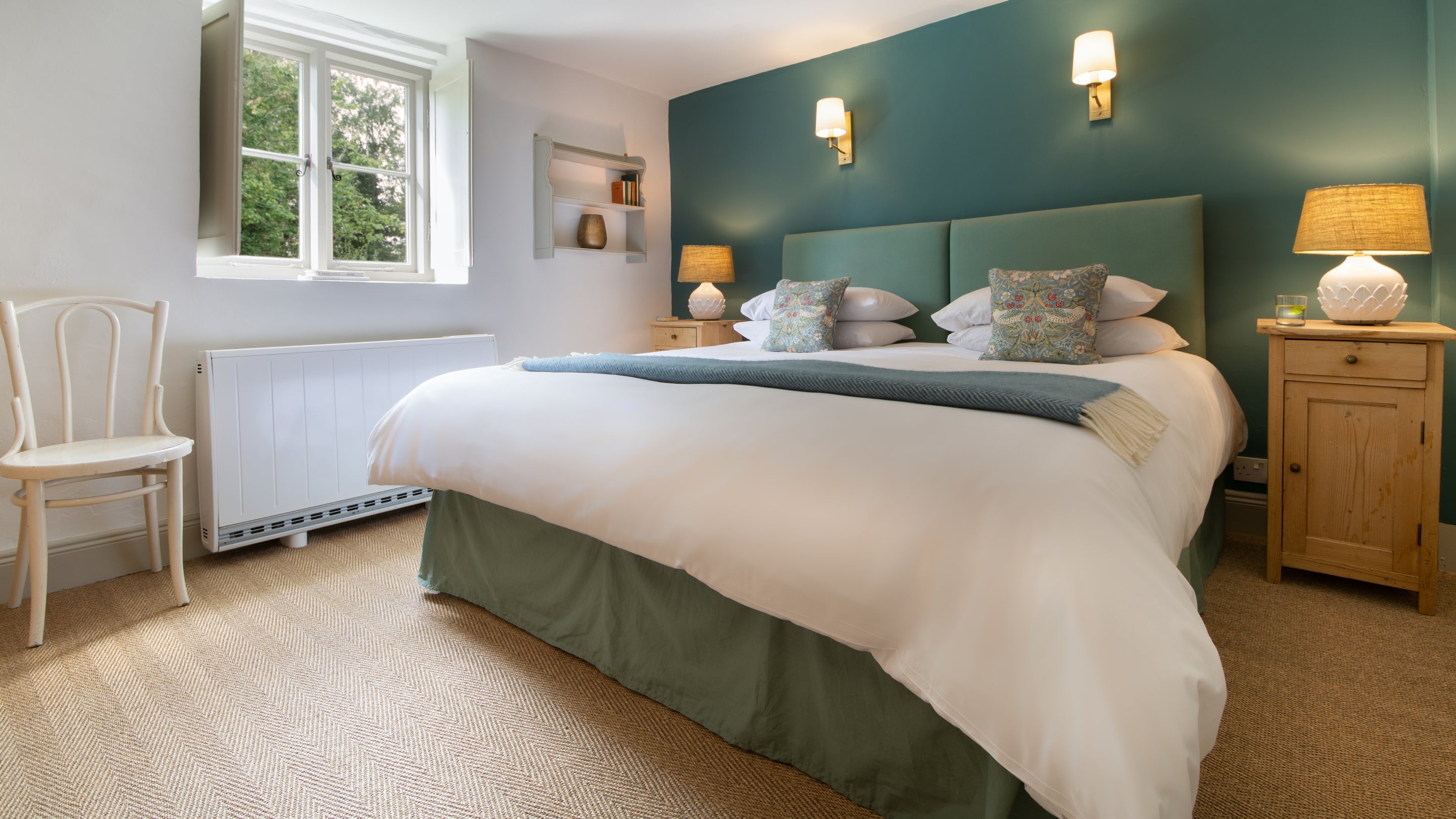 The double bedroom at Lock Cottage, Oxfordshire