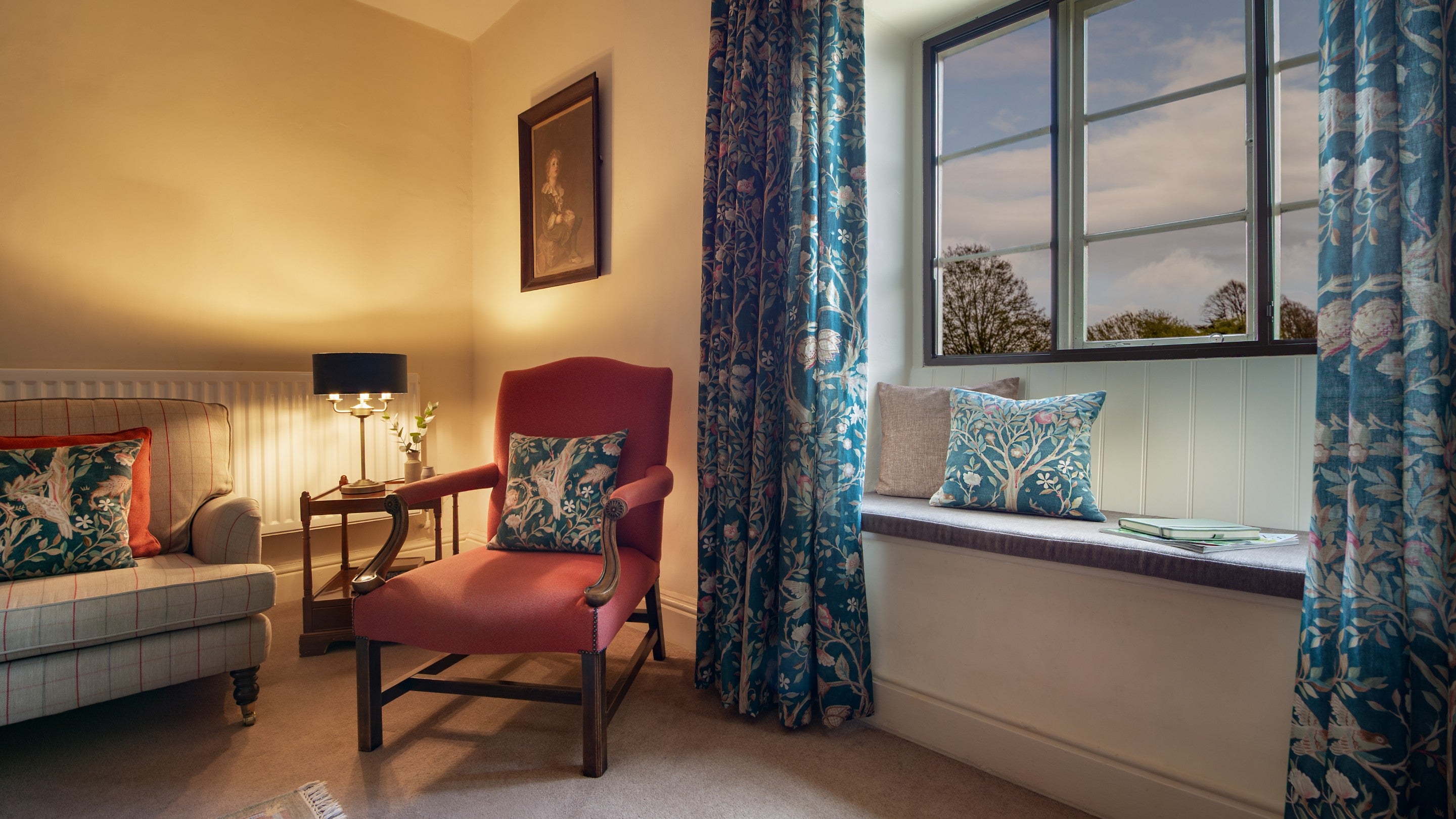 The window seat in the sitting room at 4 Stable Yard Cottage, Derbyshire
