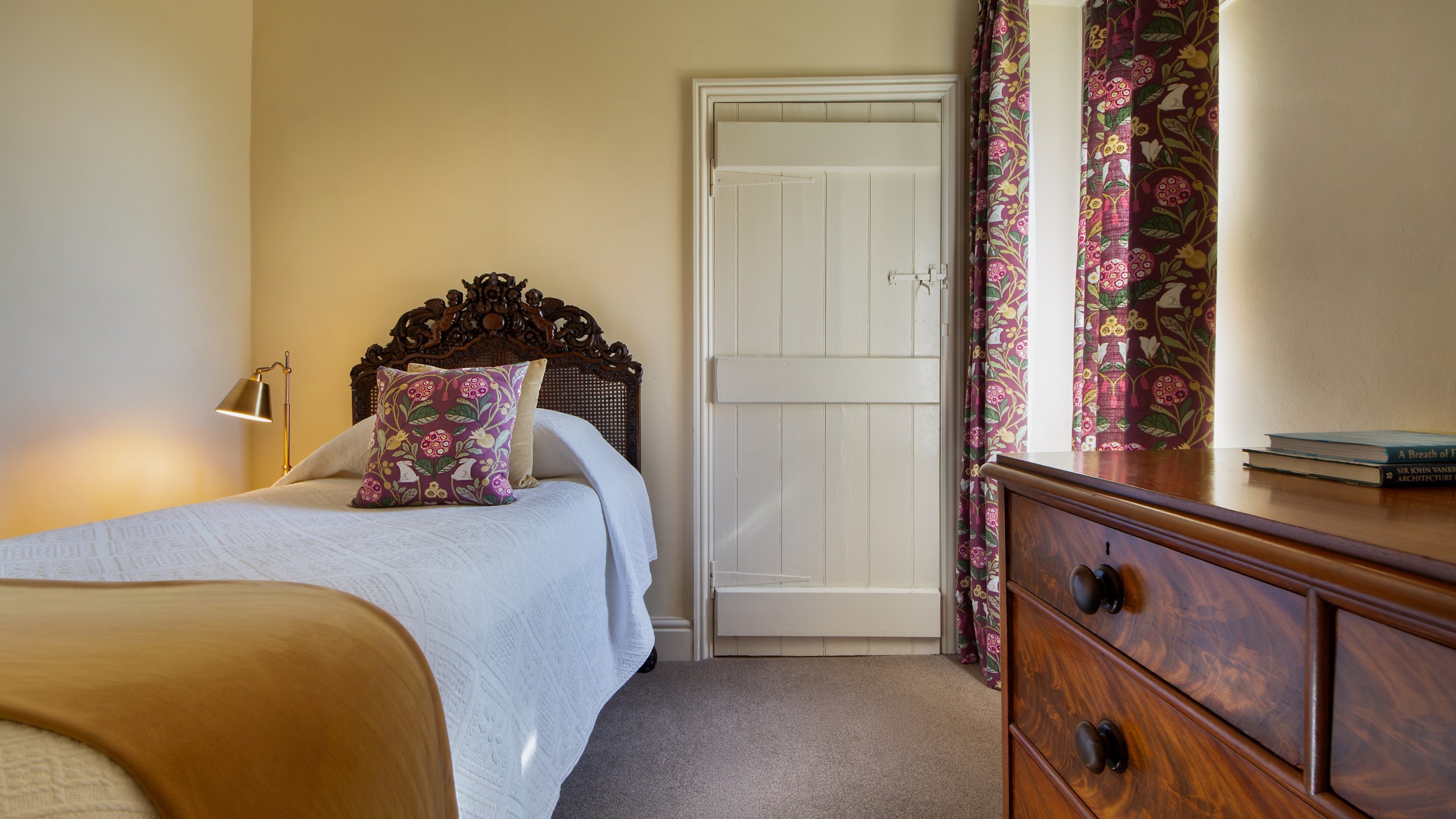 The single bedroom on the second floor of 6 High Hazels, Derbyshire
